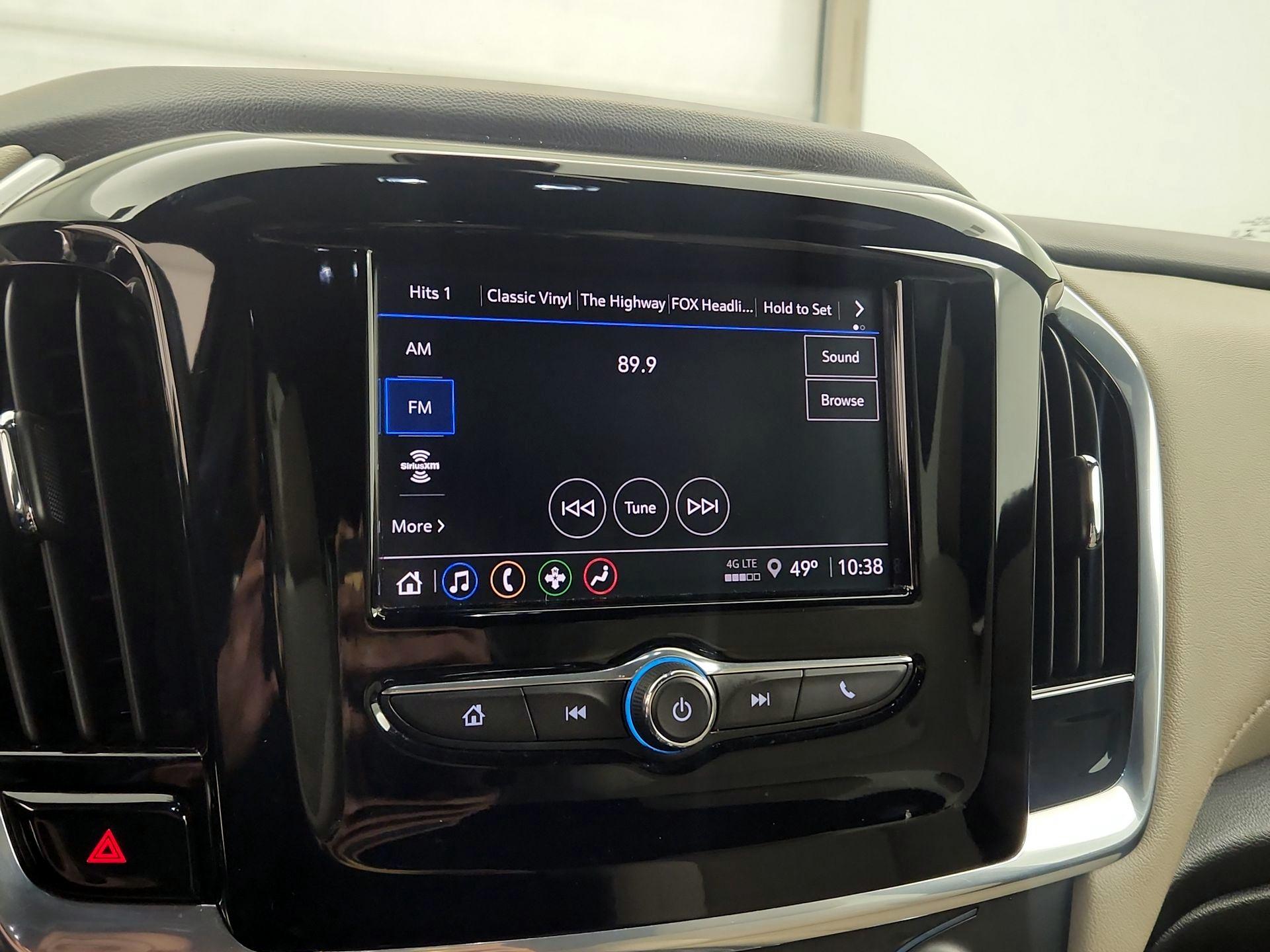 Thumbnail: 2023 Chevrolet Traverse - 15