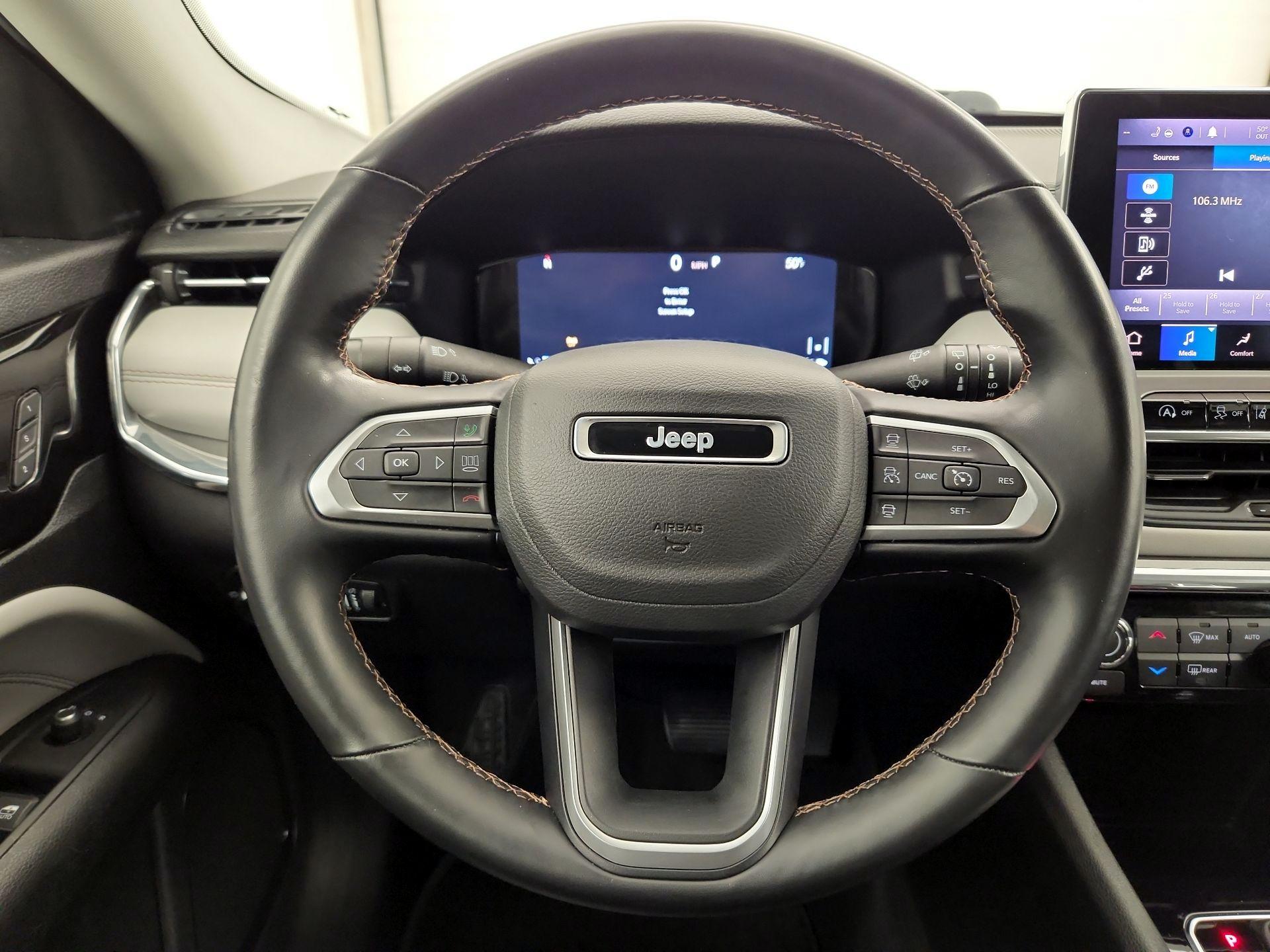 Thumbnail: 2022 Jeep Compass - 10