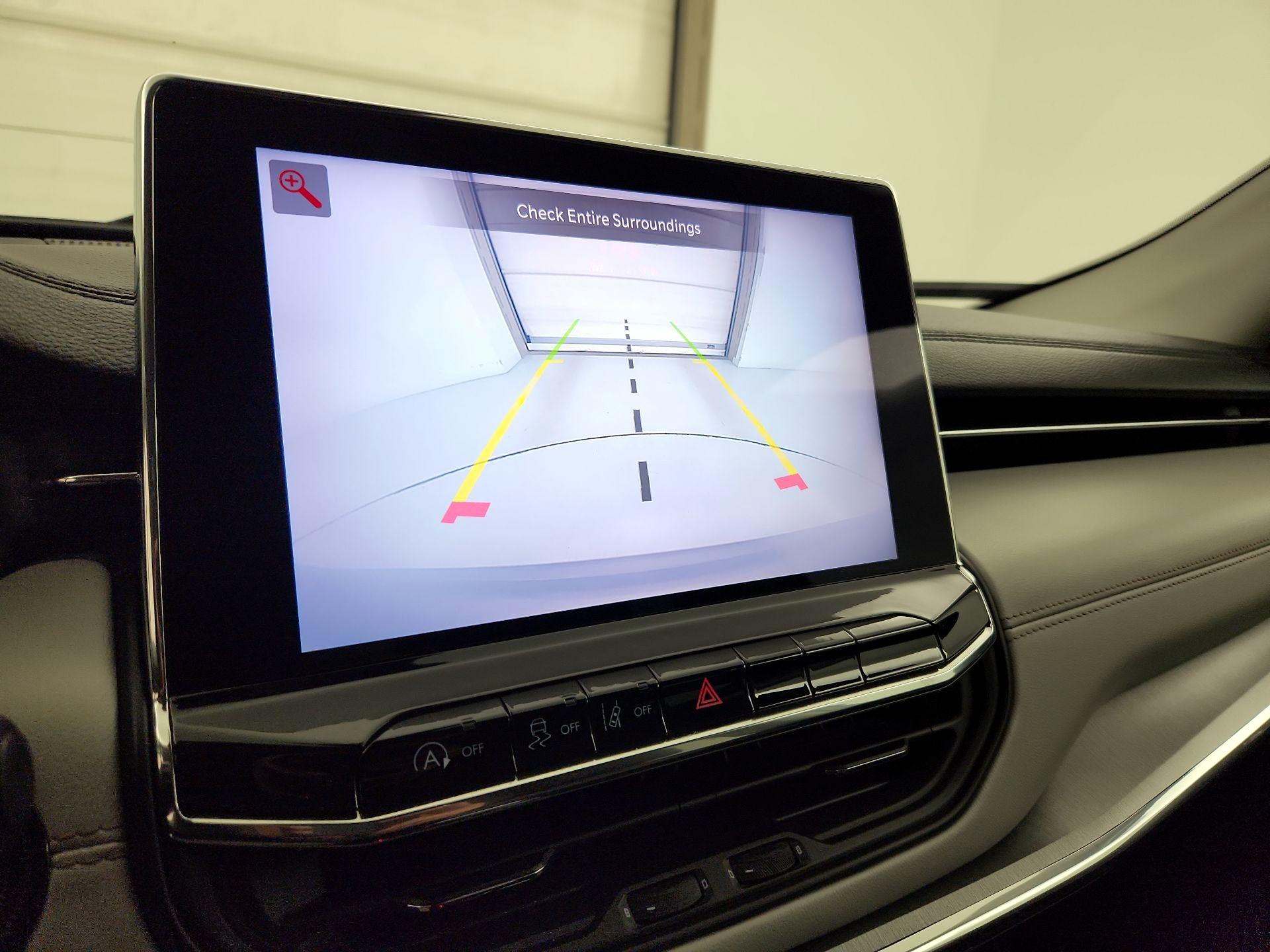 Thumbnail: 2022 Jeep Compass - 15