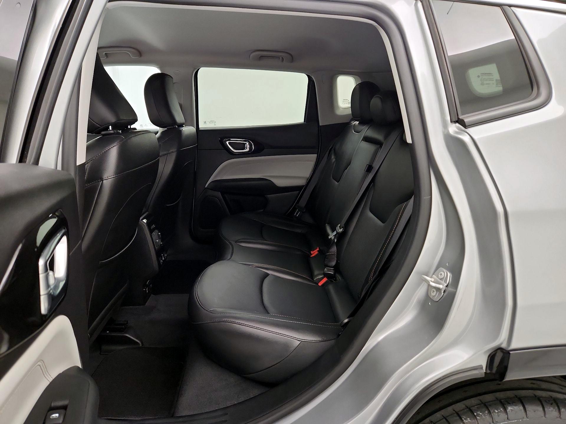 Thumbnail: 2022 Jeep Compass - 20