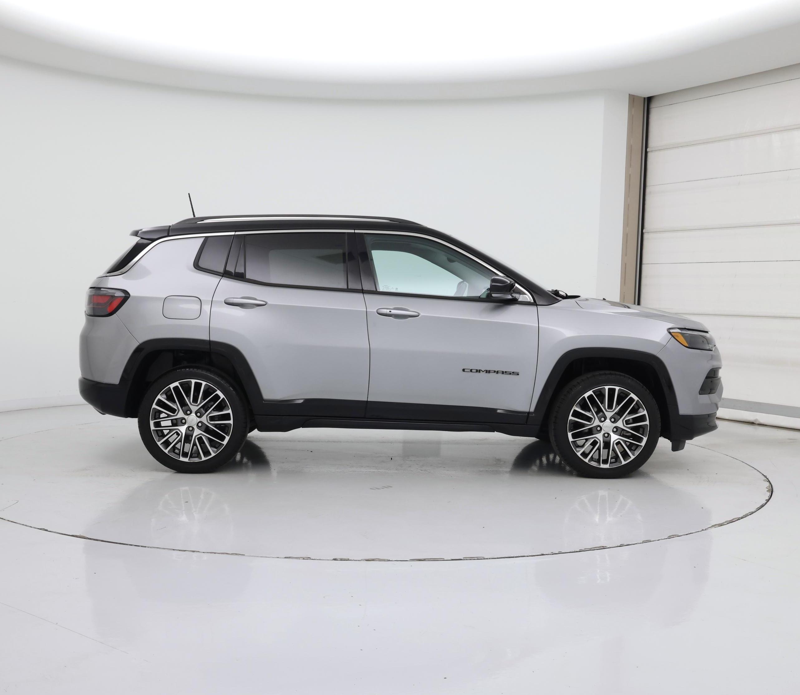 Thumbnail: 2022 Jeep Compass - 7