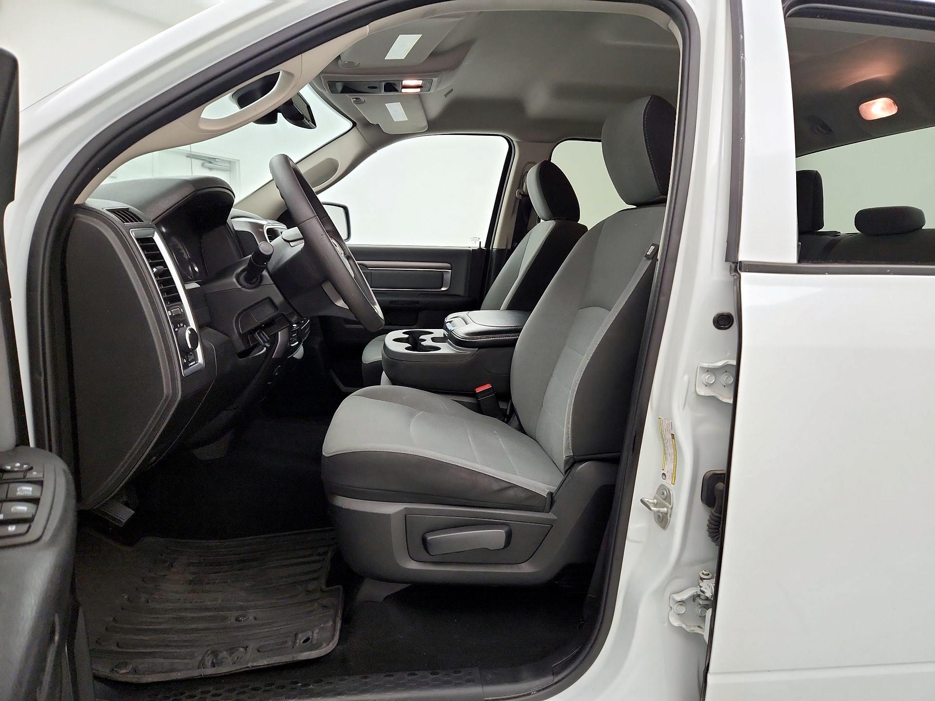 Thumbnail: 2023 RAM 1500 Classic - 11