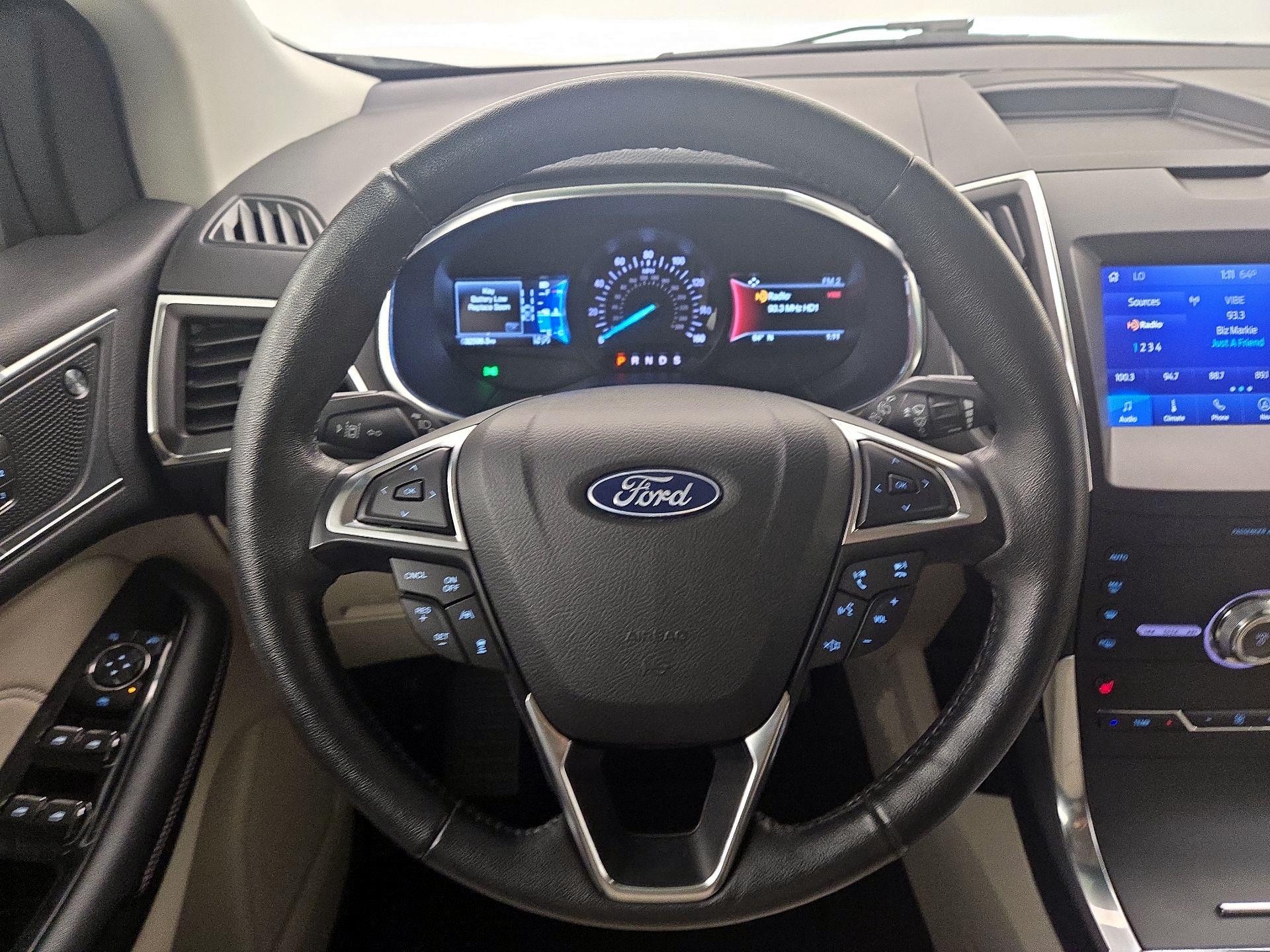 Thumbnail: 2020 Ford Edge - 10