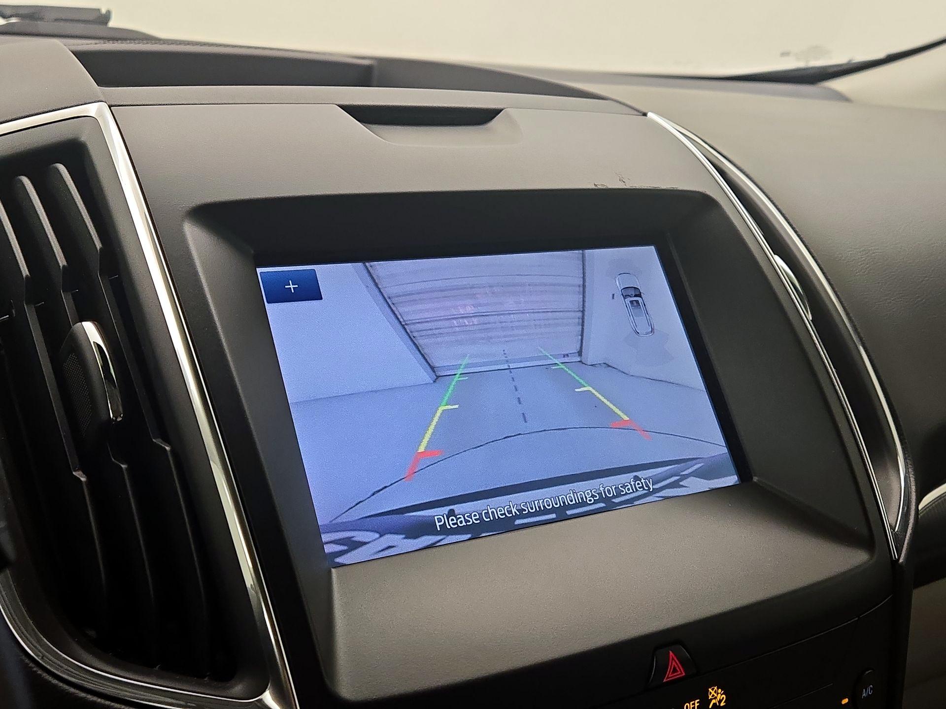 Thumbnail: 2020 Ford Edge - 15