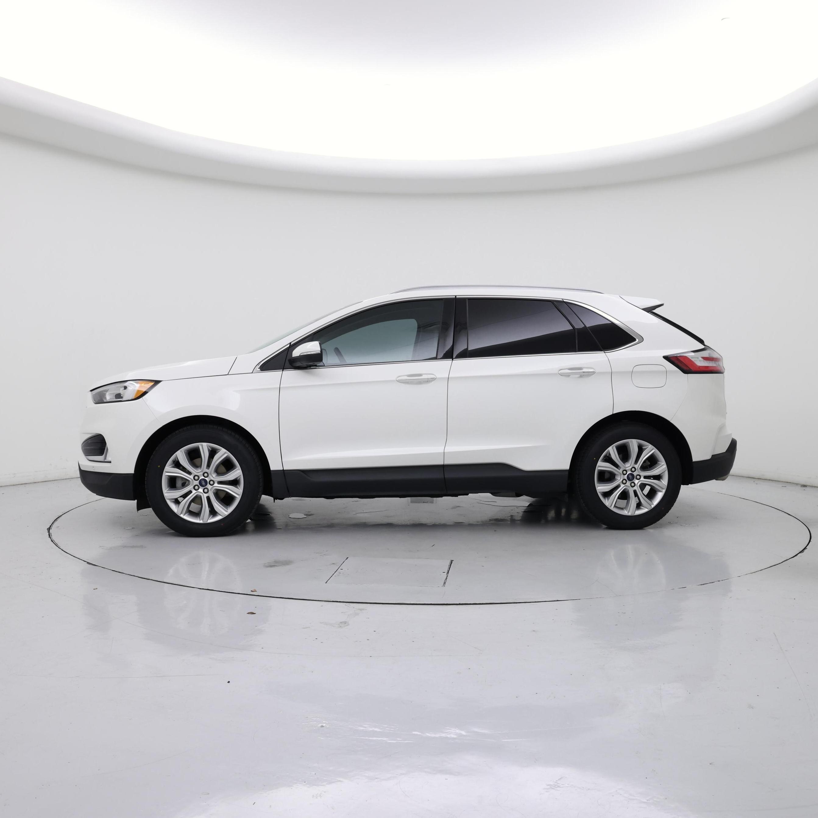 Thumbnail: 2020 Ford Edge - 3