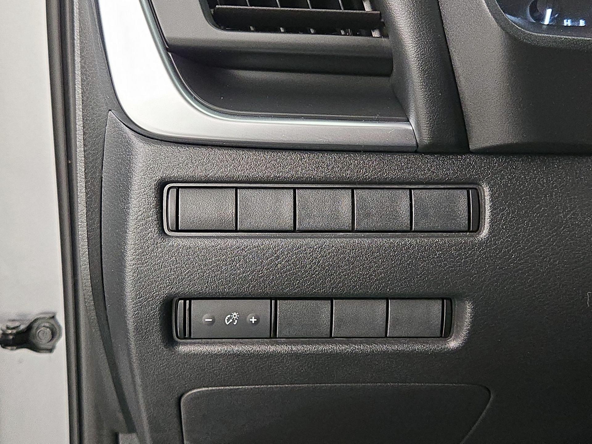 Thumbnail: 2021 Nissan Rogue - 13