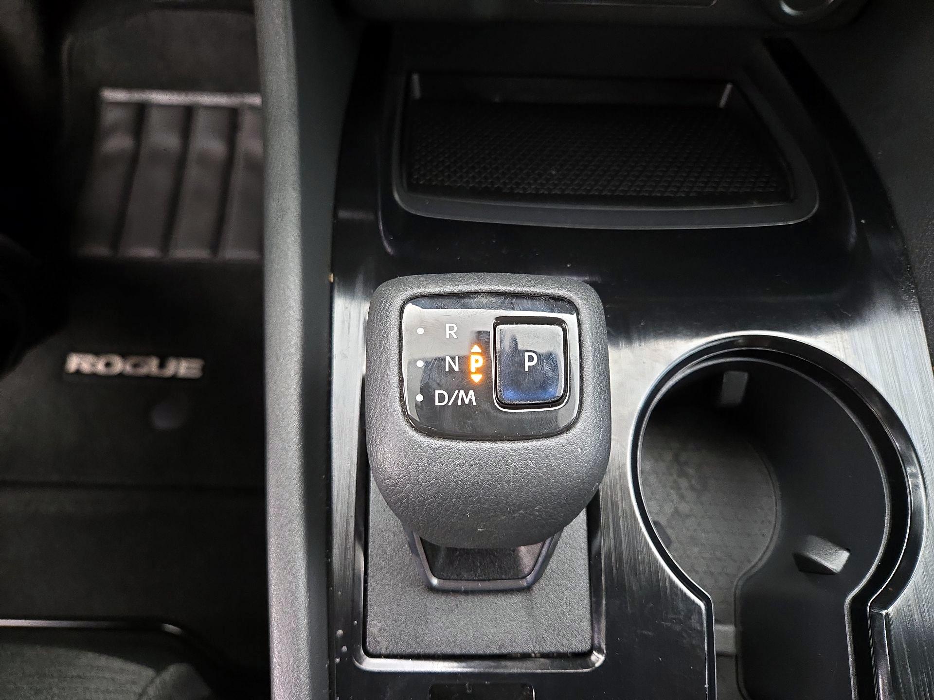 Thumbnail: 2021 Nissan Rogue - 17