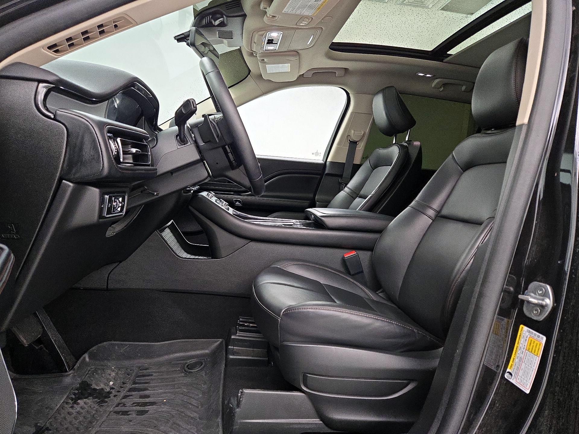 Thumbnail: 2024 Lincoln Aviator - 11