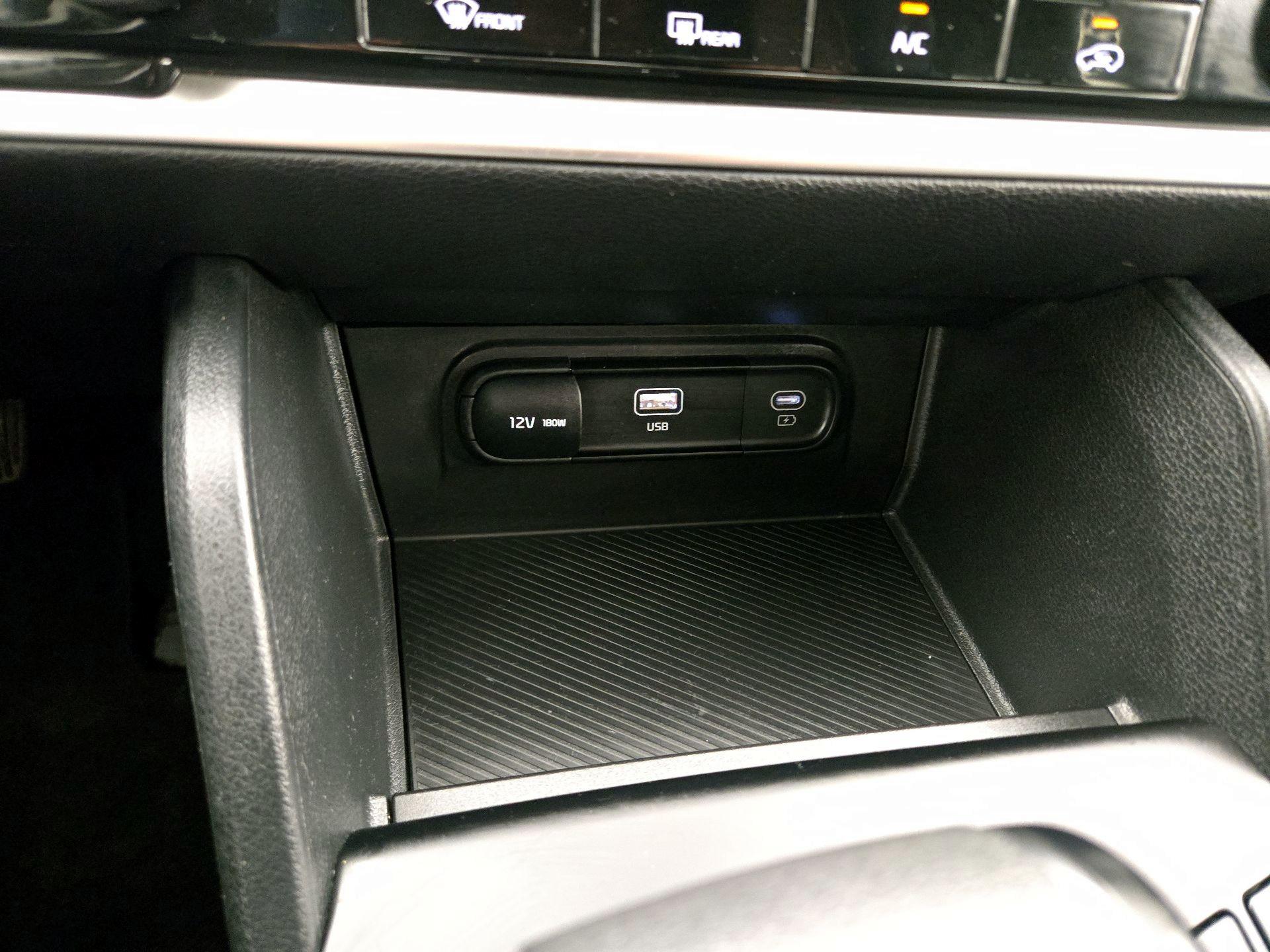 Thumbnail: 2024 Kia Sportage - 18