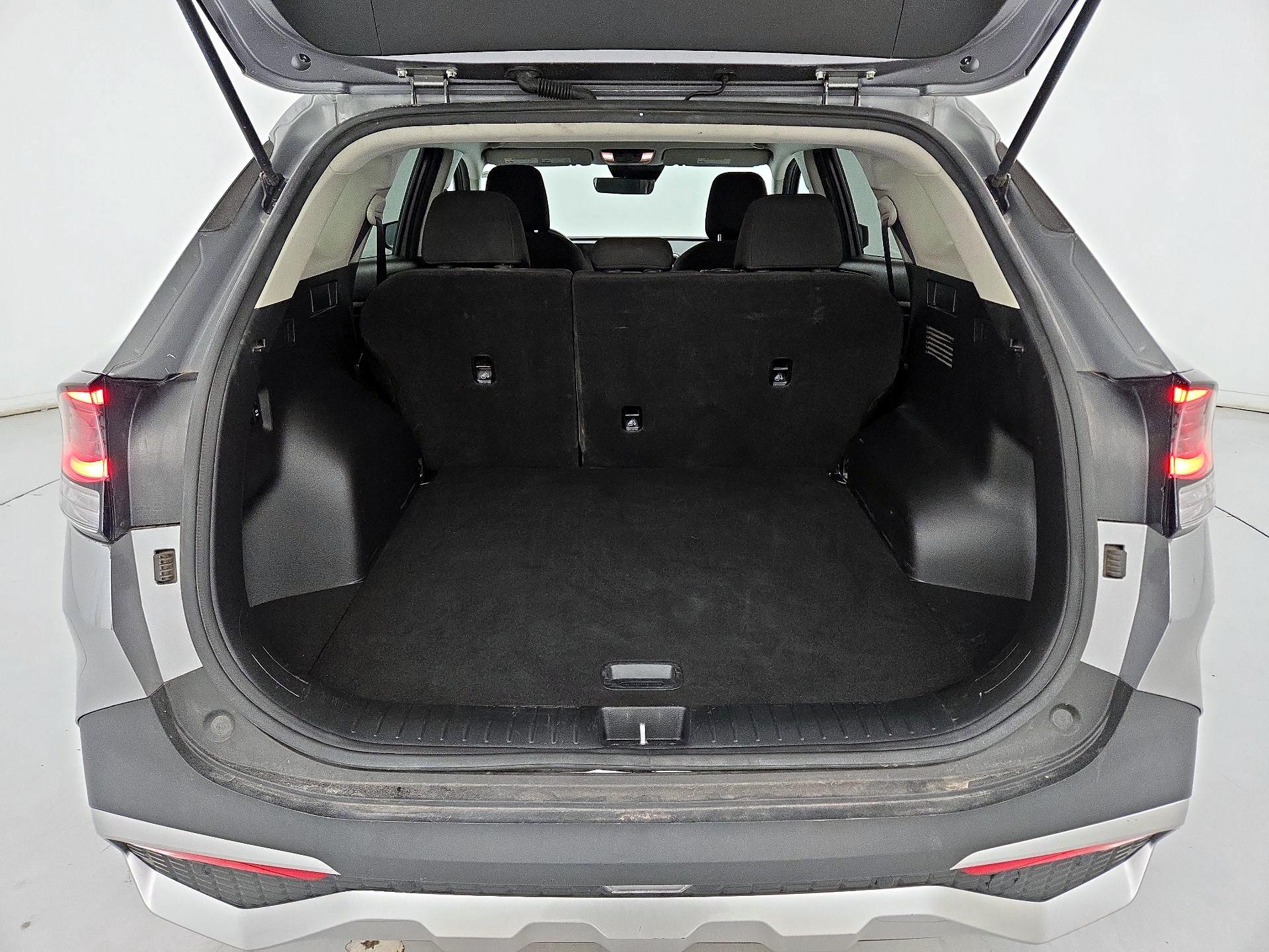 Thumbnail: 2024 Kia Sportage - 20