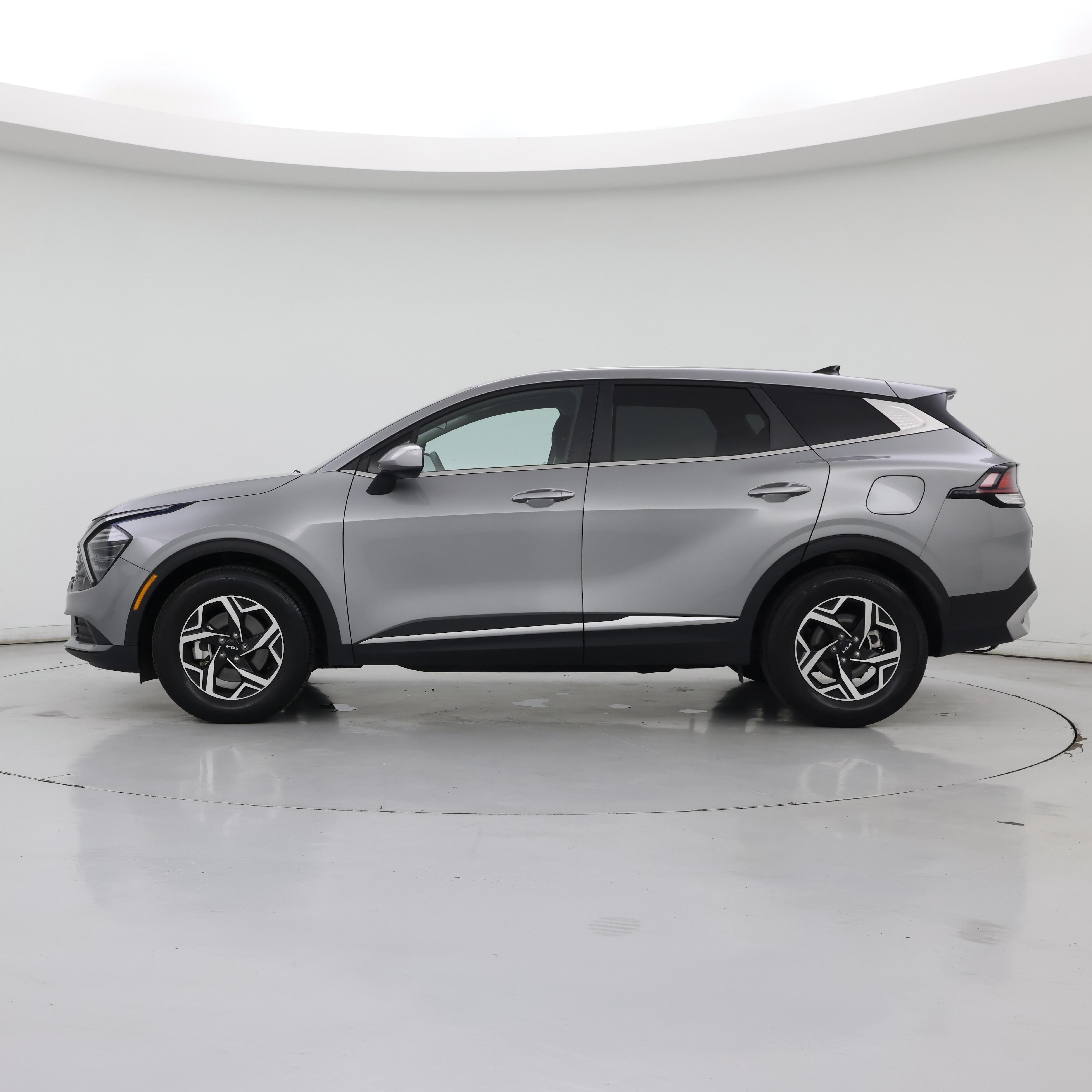 Thumbnail: 2024 Kia Sportage - 3