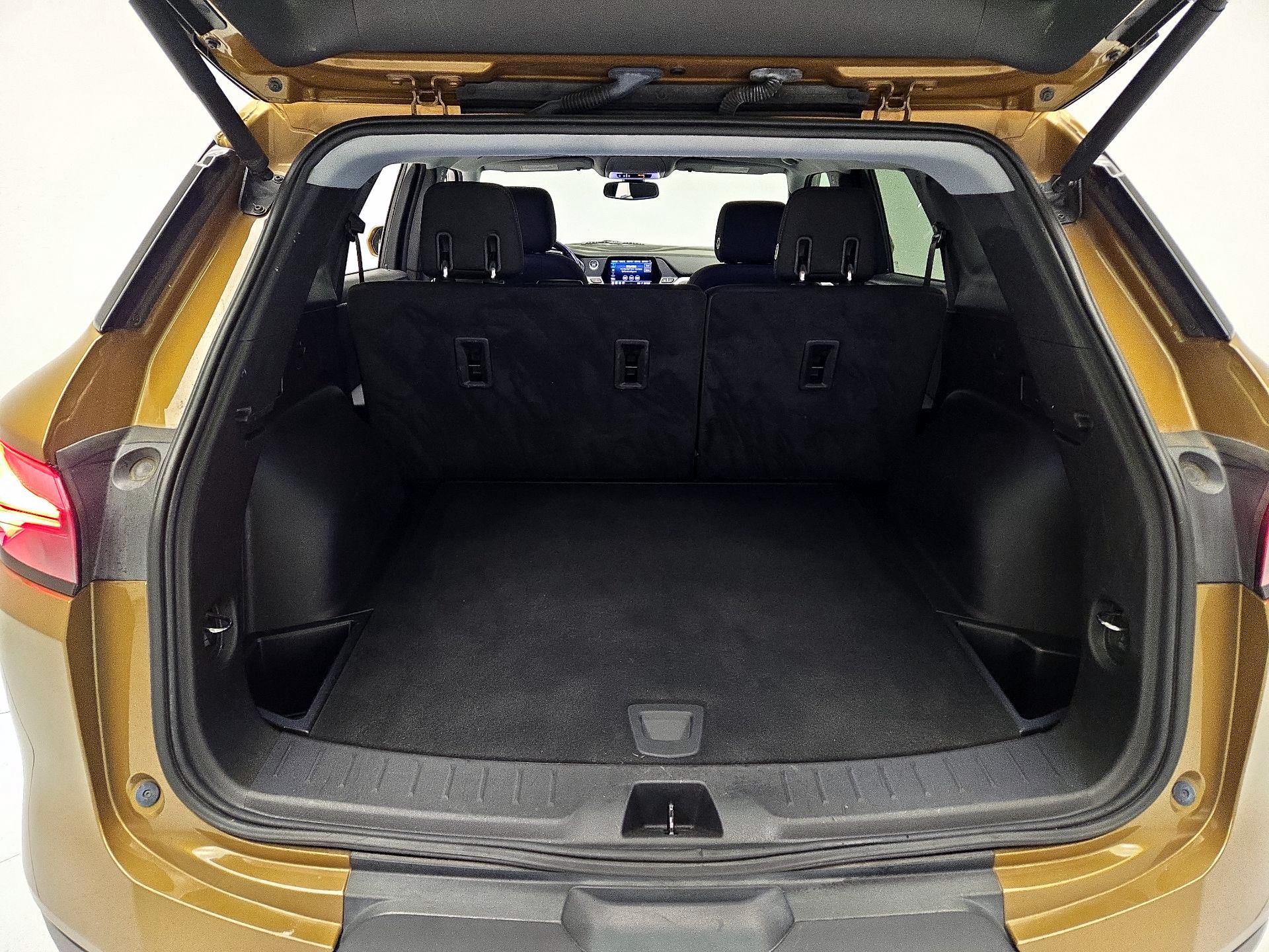 Thumbnail: 2019 Chevrolet Blazer - 20