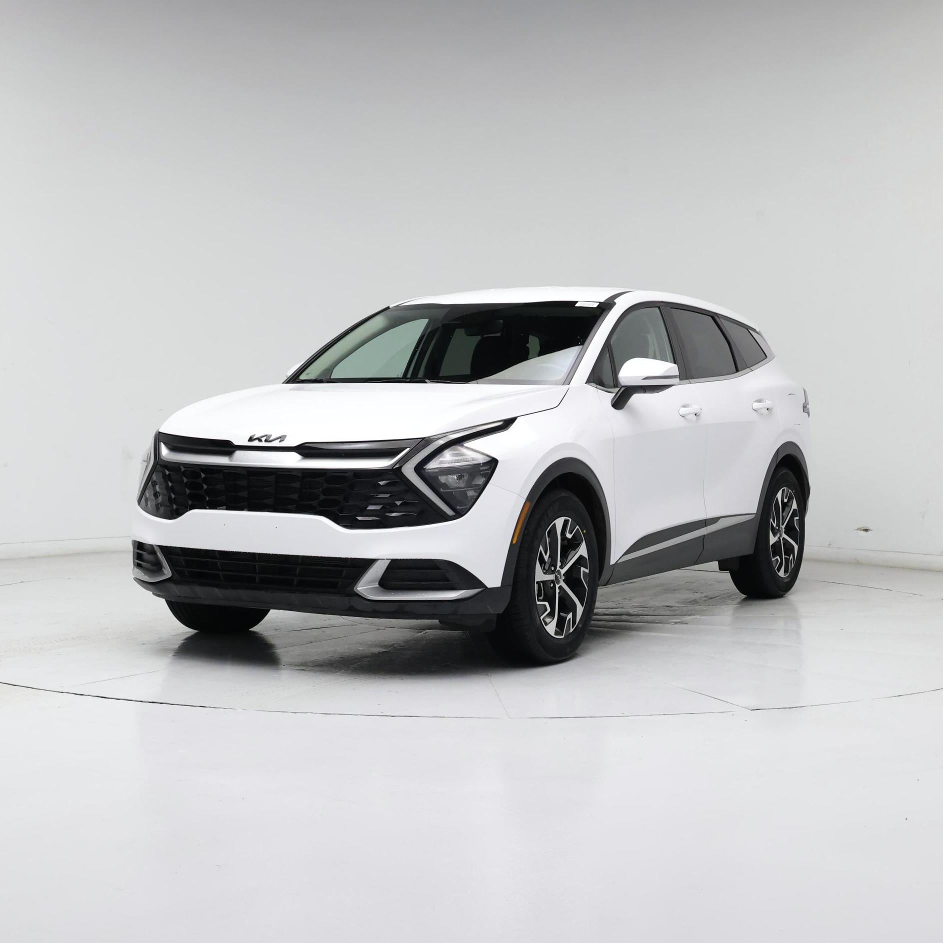 Thumbnail: 2023 Kia Sportage - 4