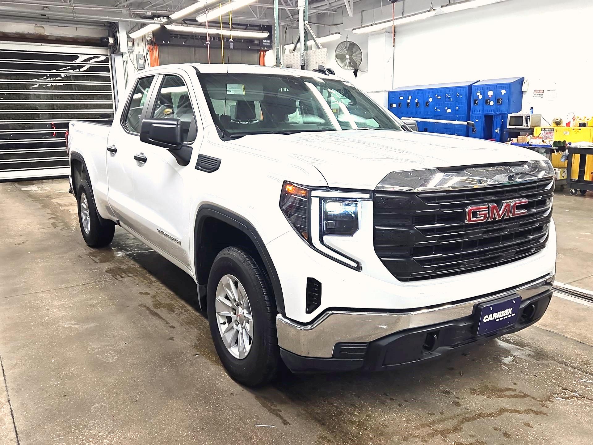 Thumbnail: 2024 GMC Sierra 1500 - 1