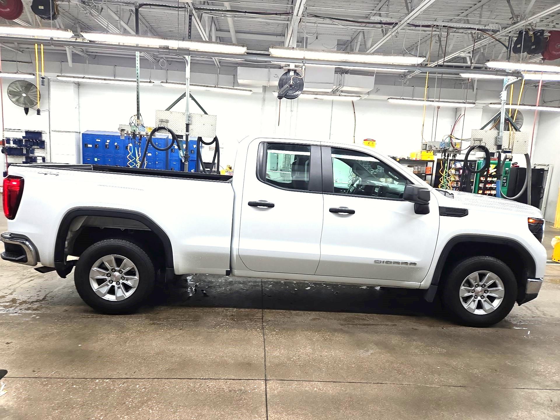 Thumbnail: 2024 GMC Sierra 1500 - 4