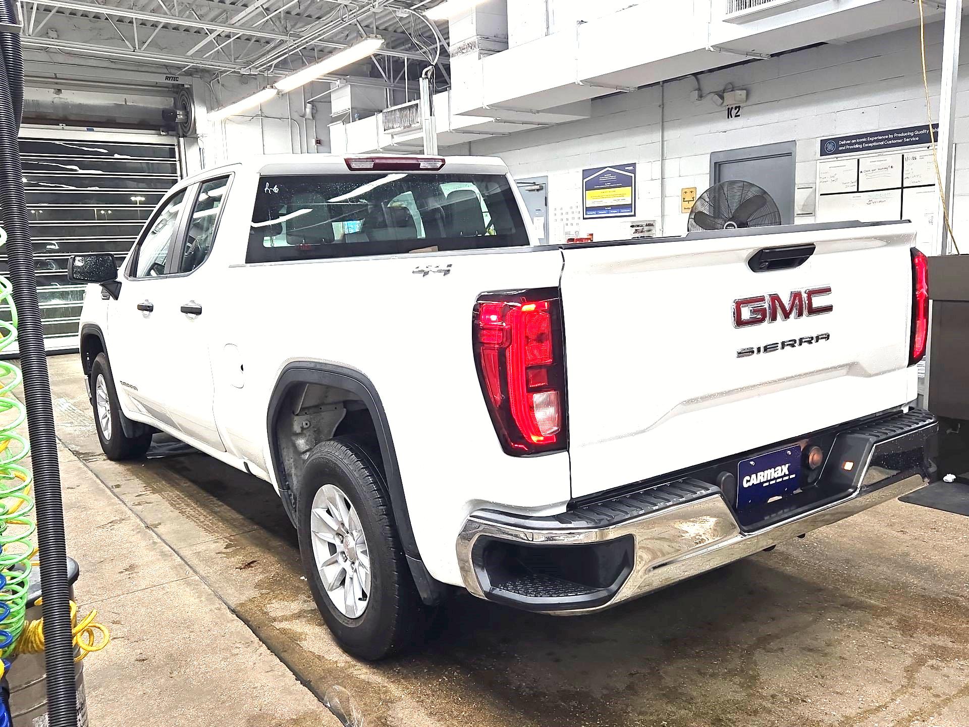 Thumbnail: 2024 GMC Sierra 1500 - 7