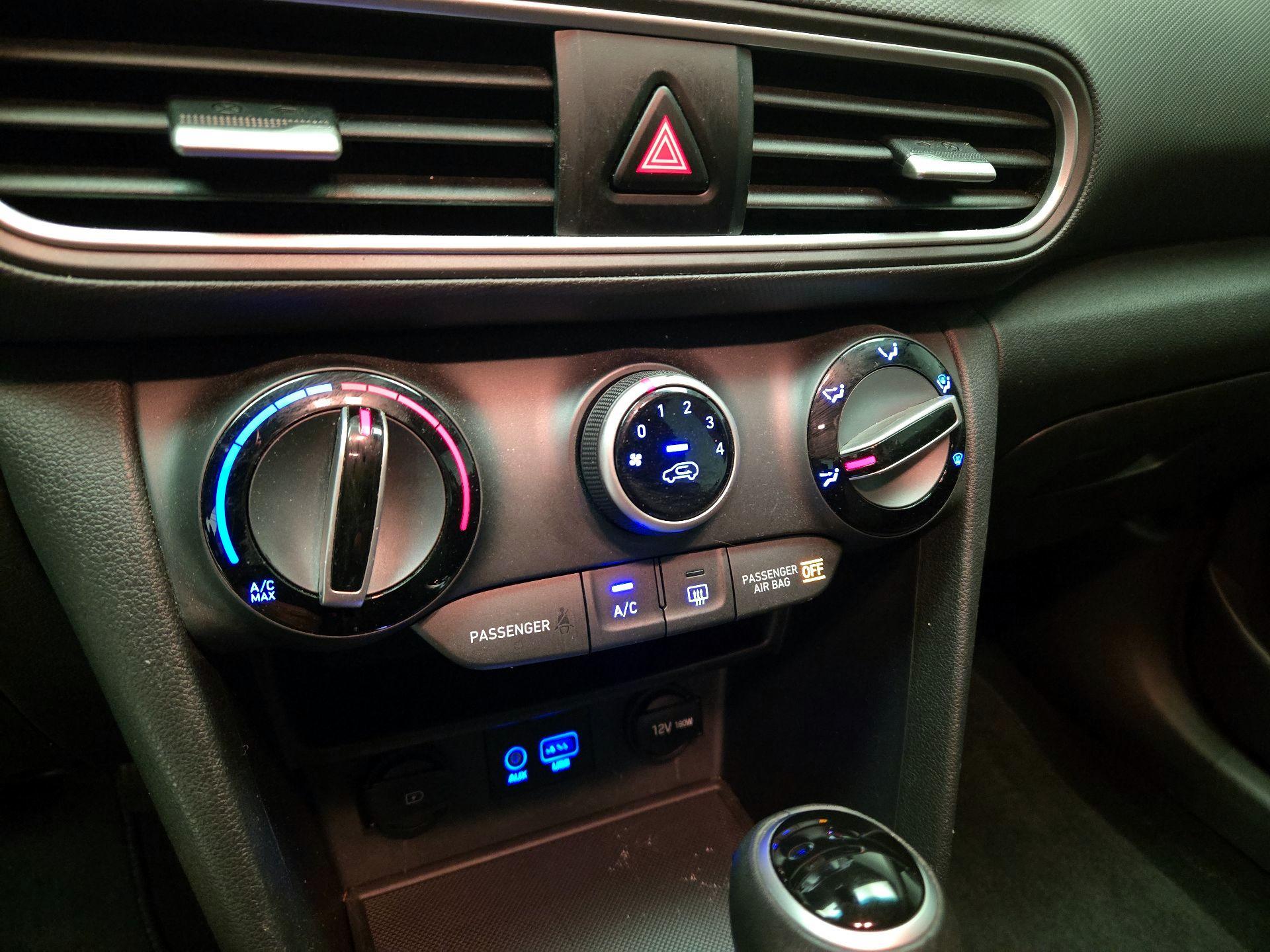 Thumbnail: 2019 Hyundai Kona - 16