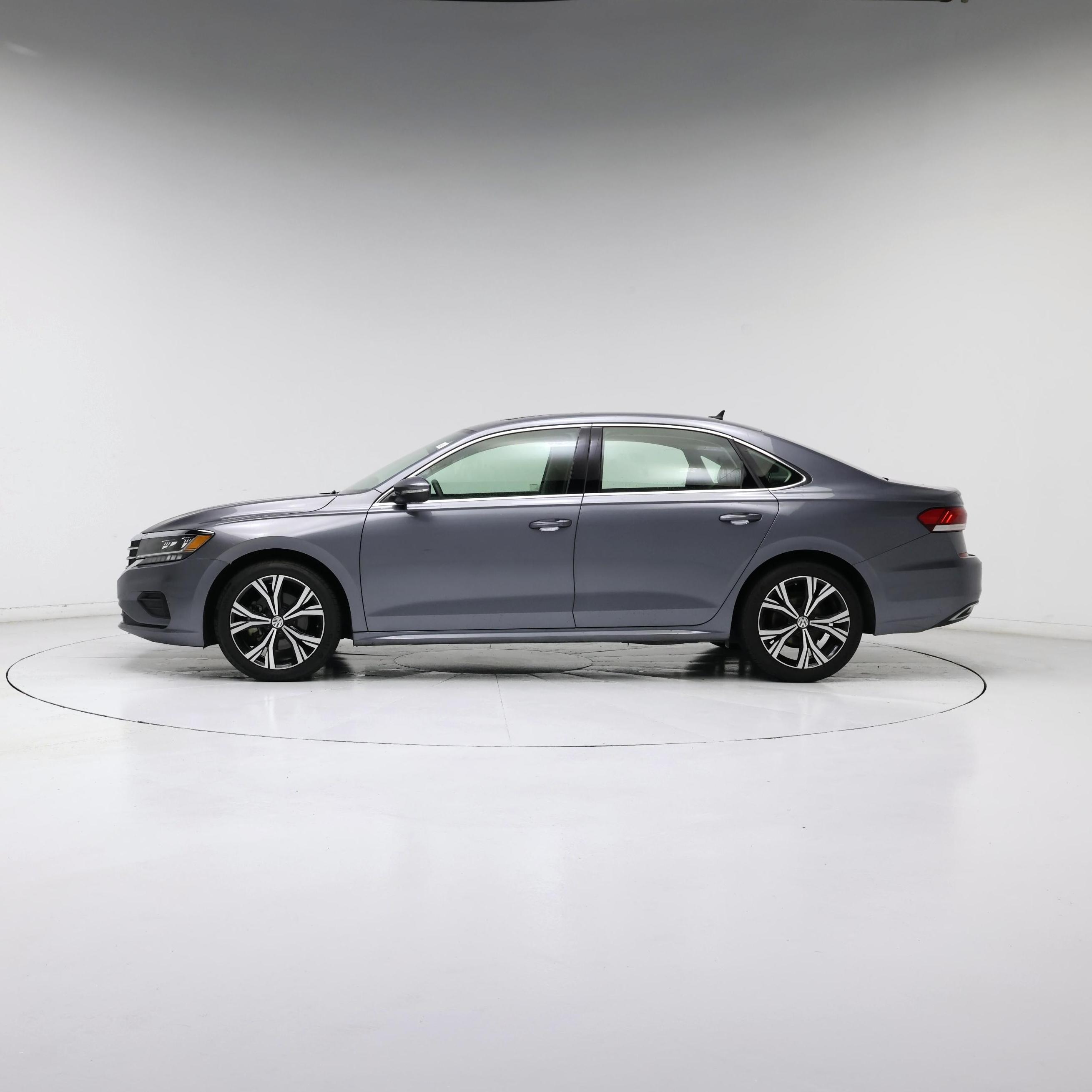 Thumbnail: 2022 Volkswagen Passat - 3