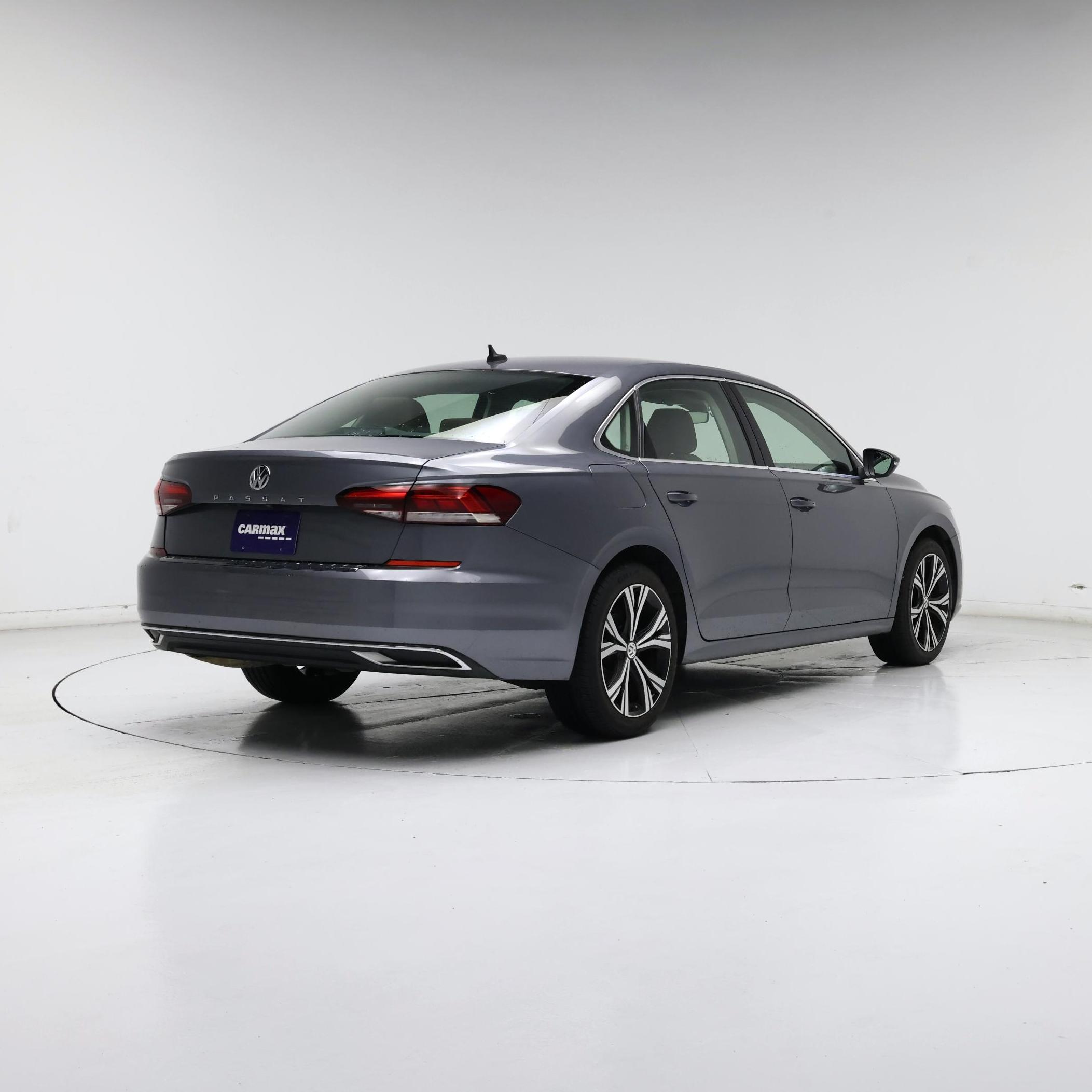 Thumbnail: 2022 Volkswagen Passat - 8