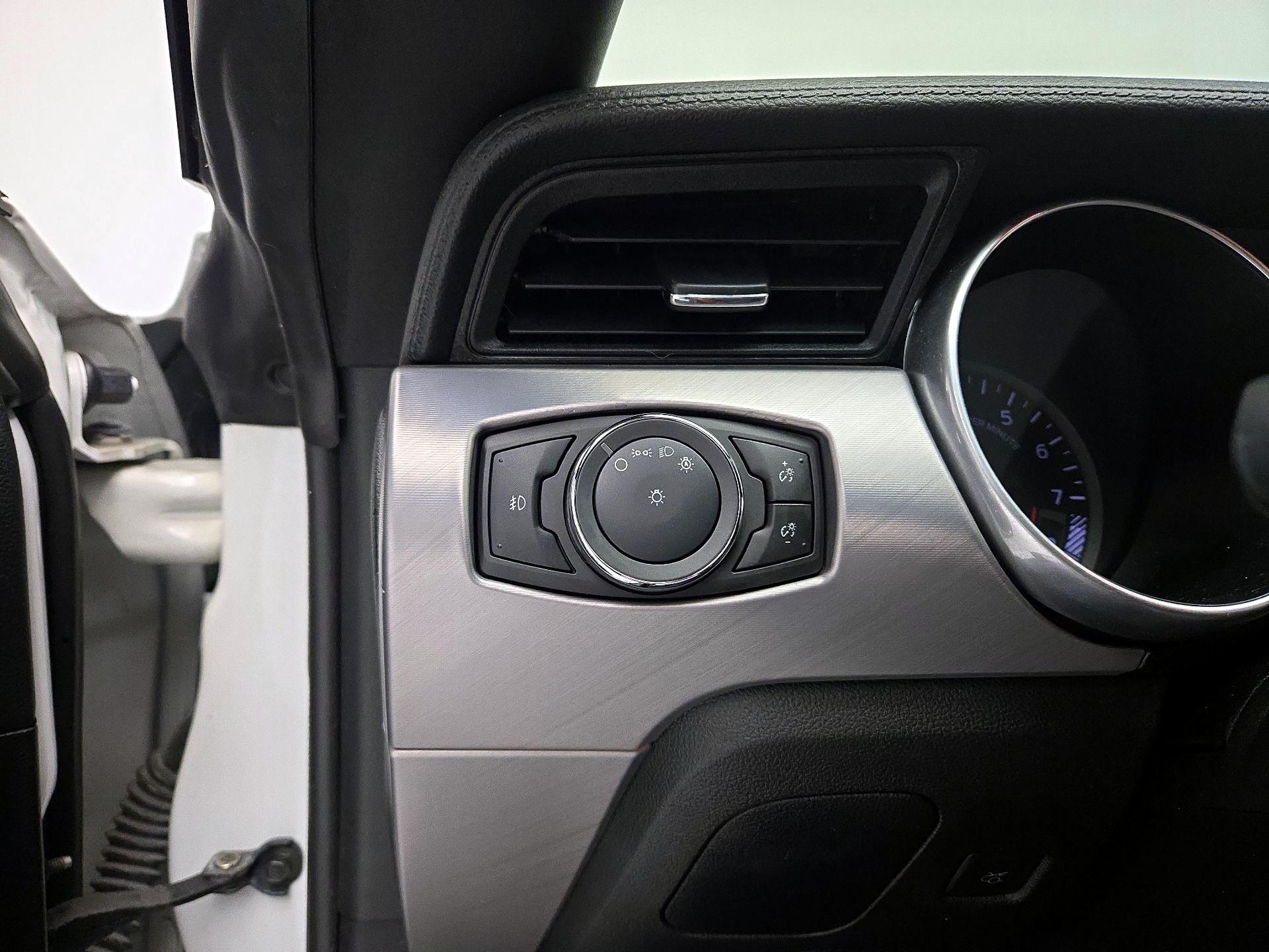 Thumbnail: 2019 Ford Mustang - 13