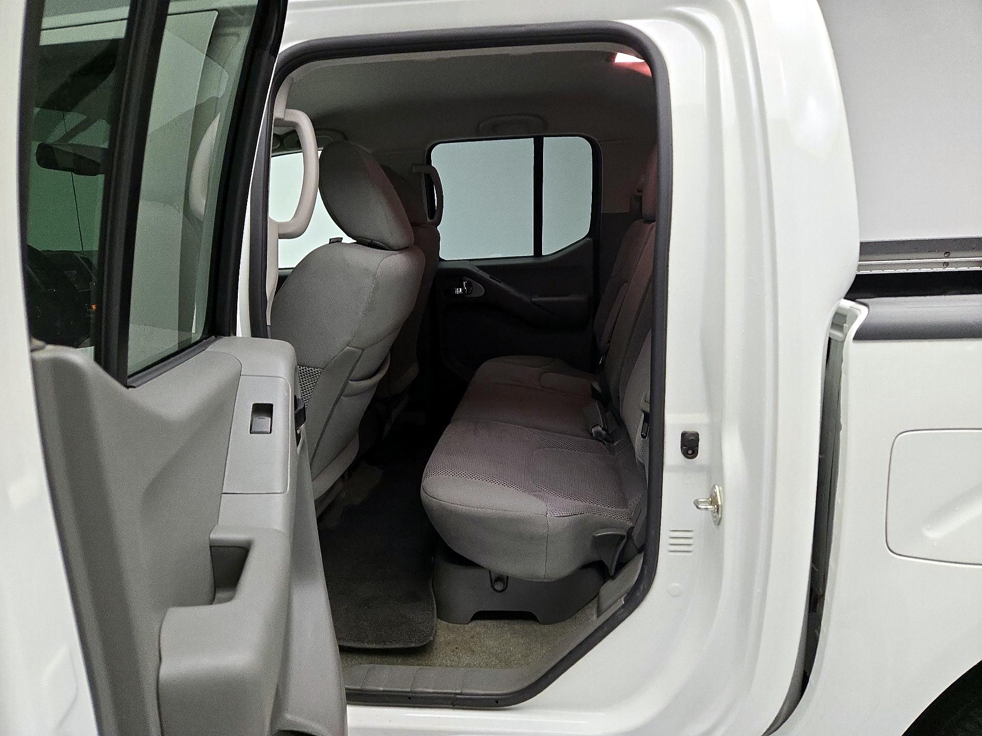 Thumbnail: 2018 Nissan Frontier - 19