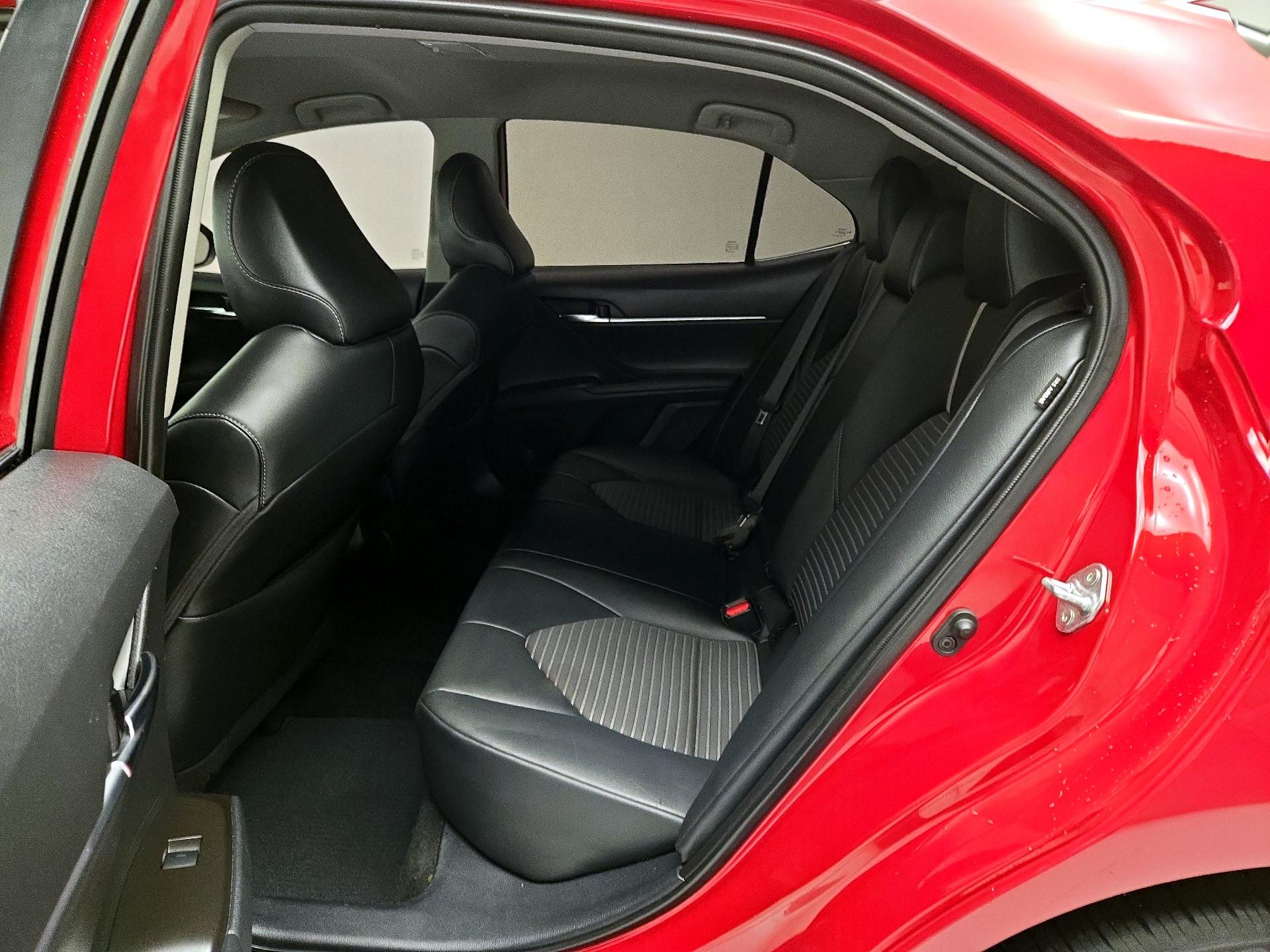 Thumbnail: 2022 Toyota Camry - 19