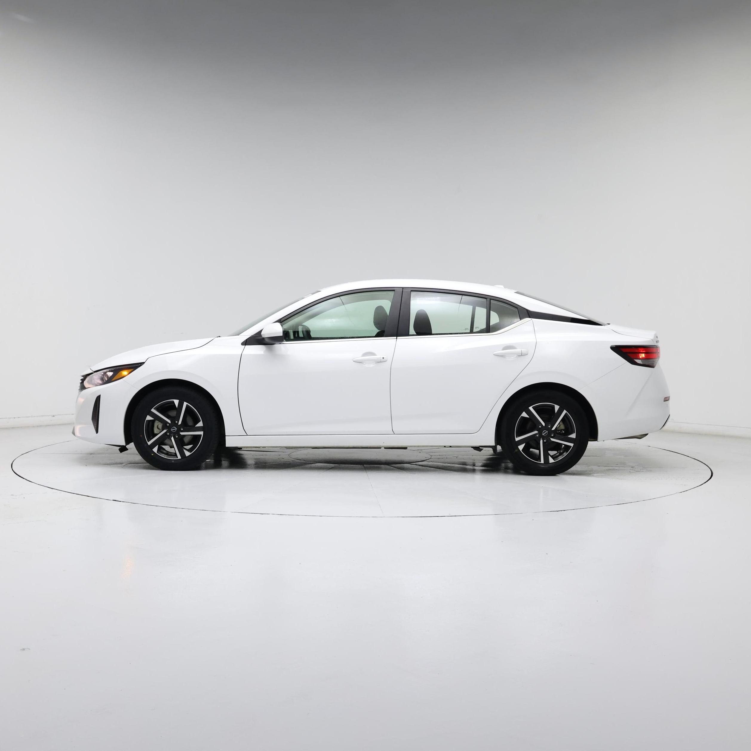 Thumbnail: 2024 Nissan Sentra - 3