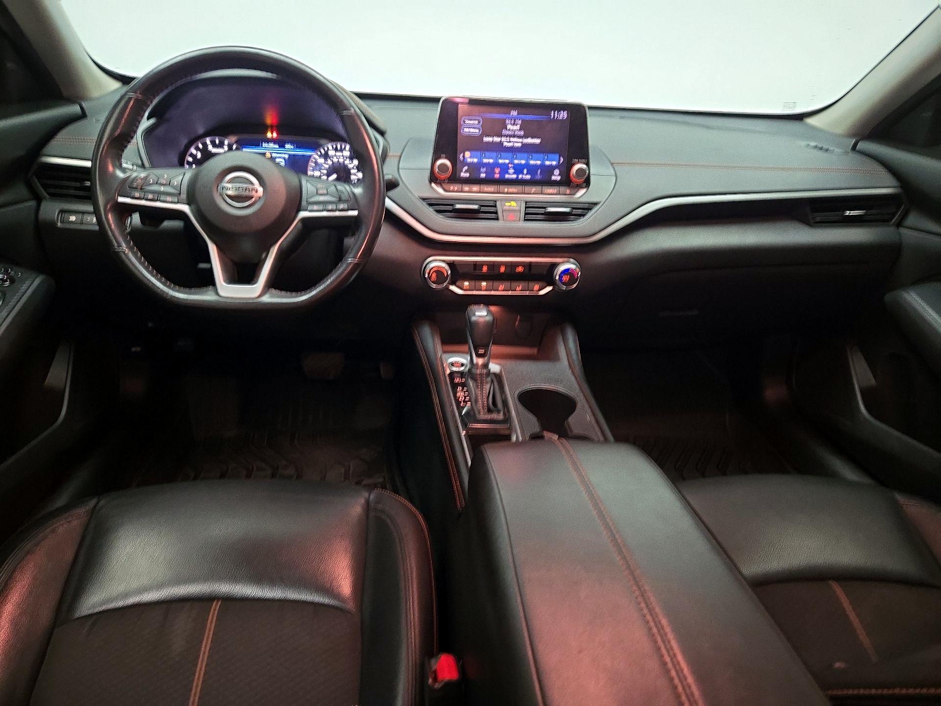 Thumbnail: 2022 Nissan Altima - 9