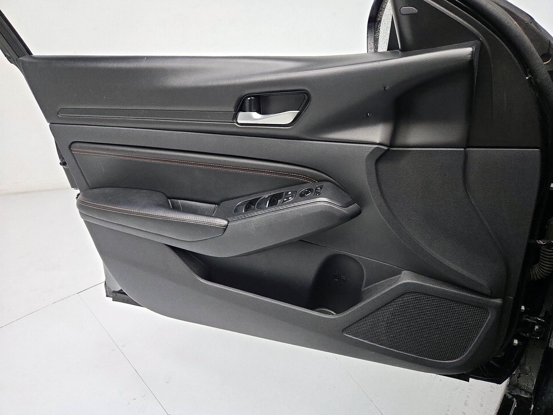 Thumbnail: 2022 Nissan Altima - 12