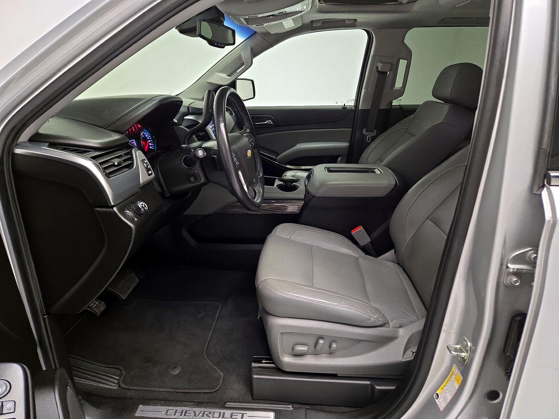 Thumbnail: 2020 Chevrolet Suburban - 11