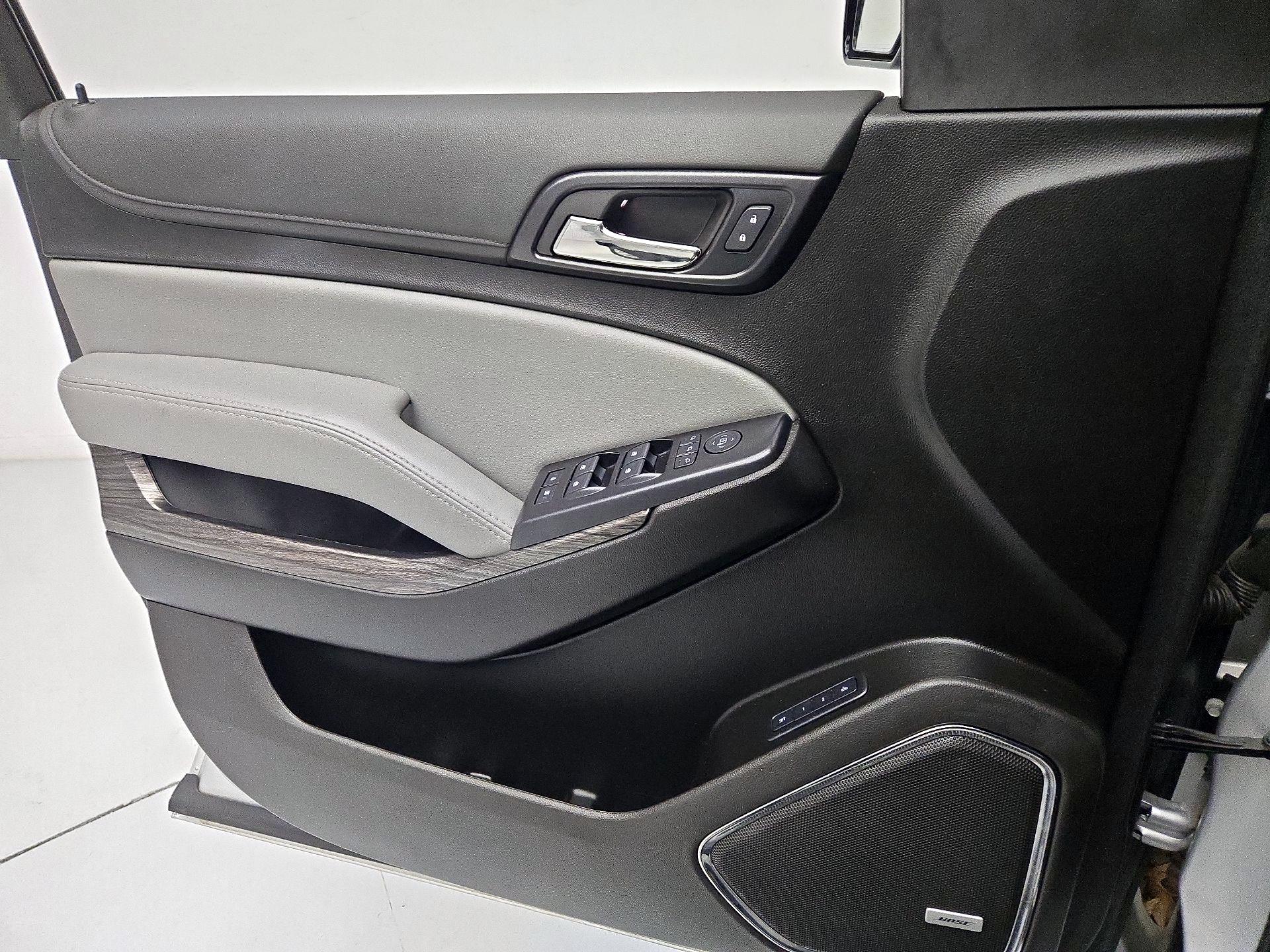 Thumbnail: 2020 Chevrolet Suburban - 12