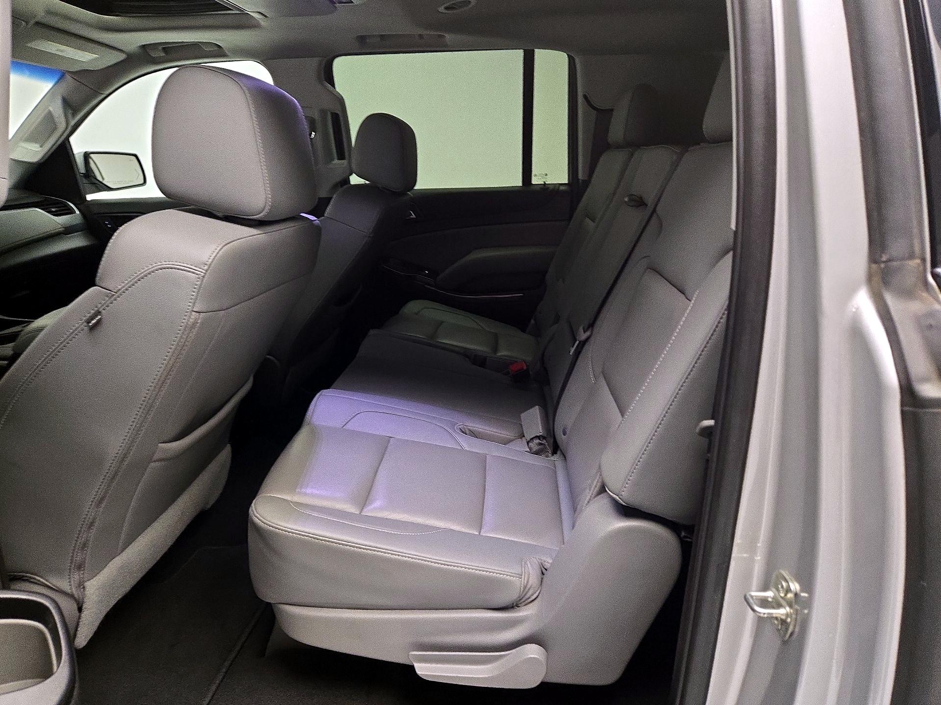 Thumbnail: 2020 Chevrolet Suburban - 20