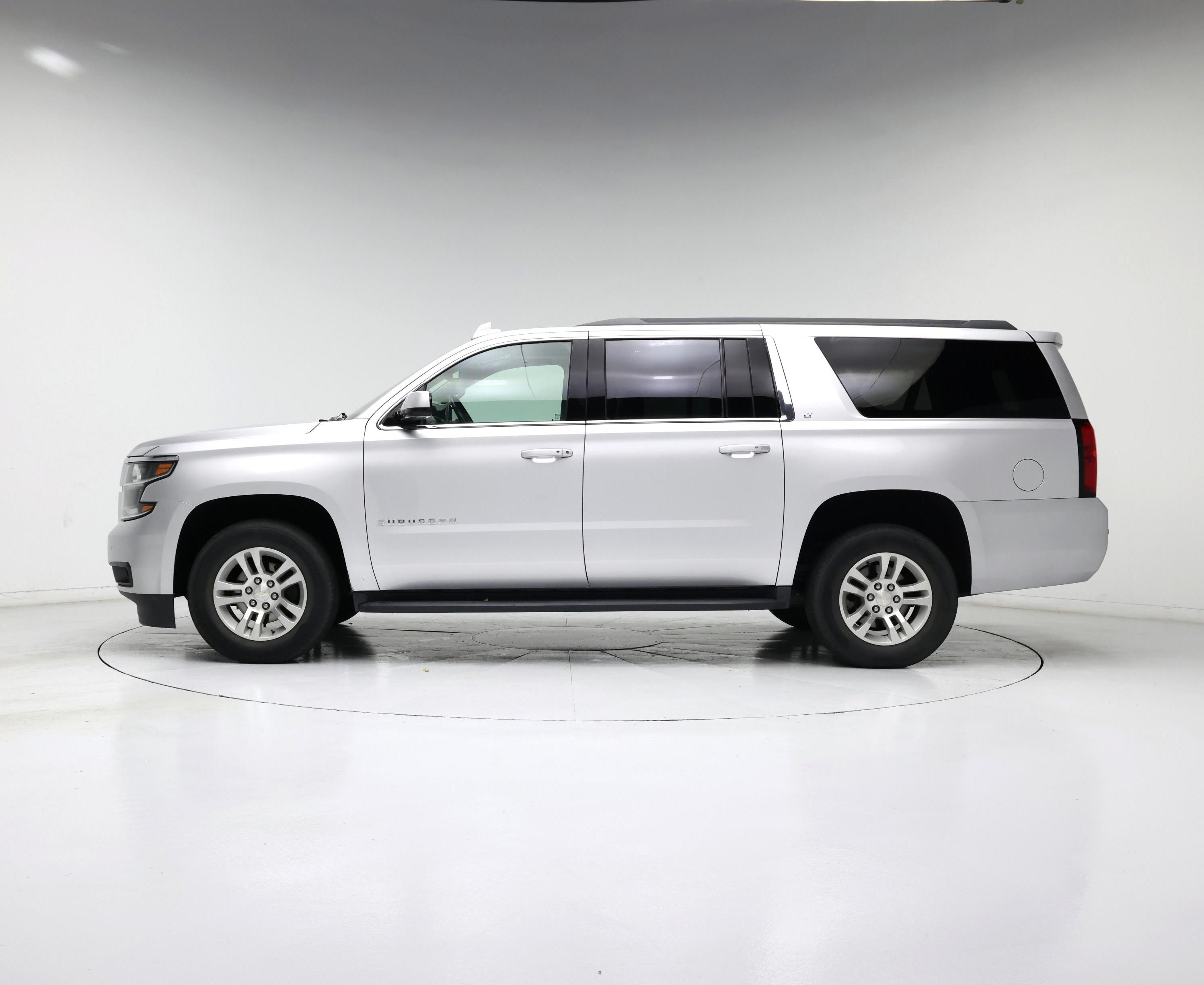 Thumbnail: 2020 Chevrolet Suburban - 3
