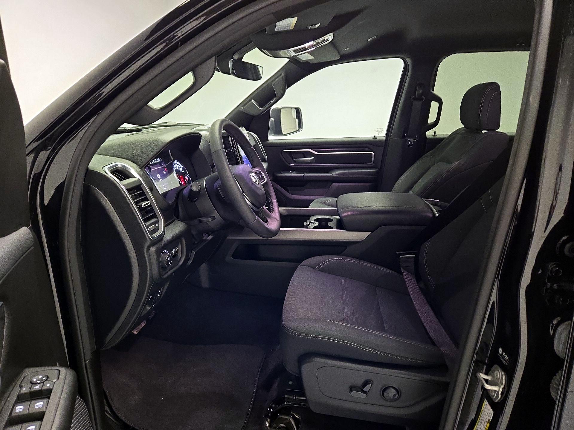 Thumbnail: 2025 RAM 1500 - 11