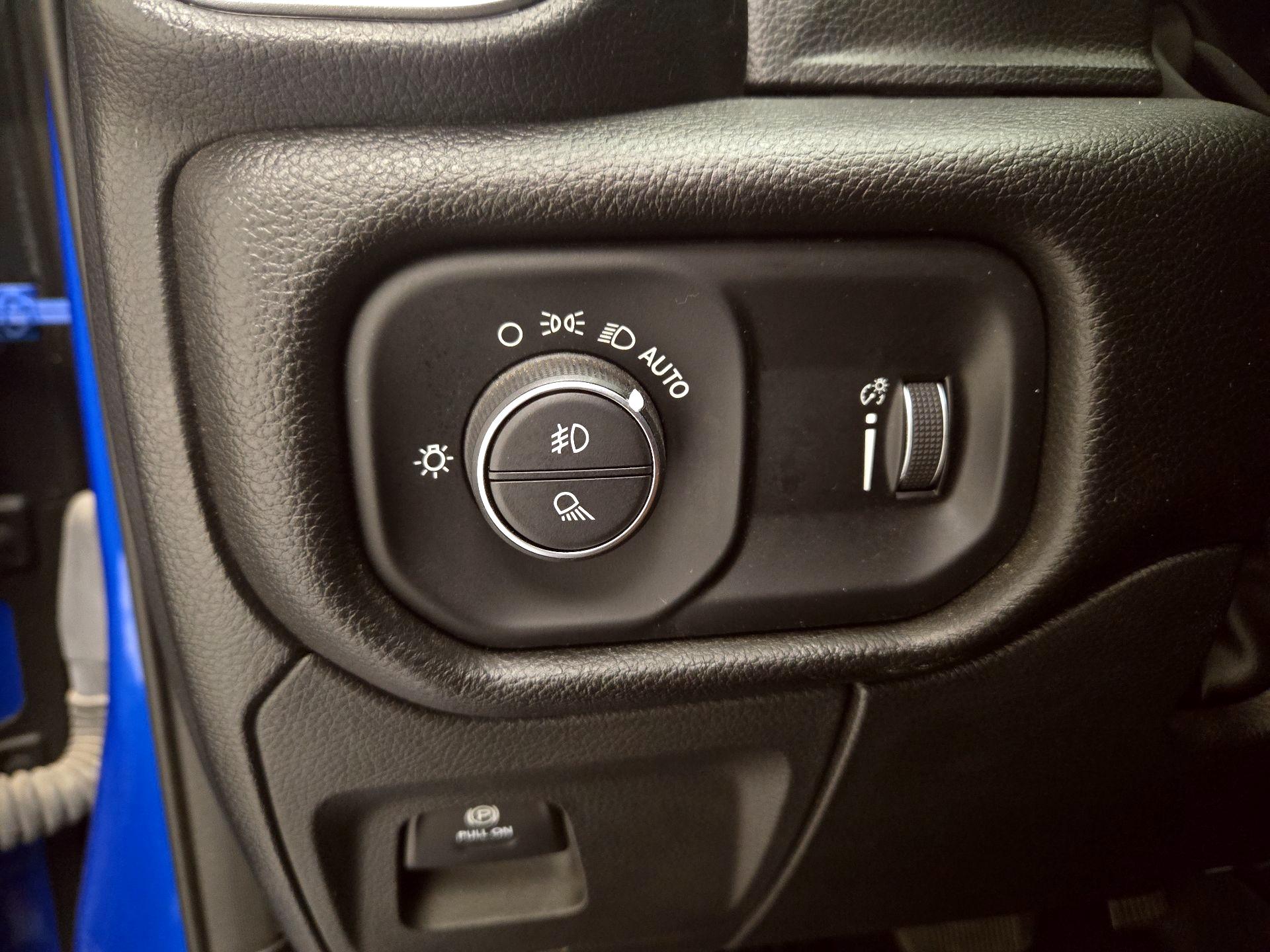 Thumbnail: 2023 RAM 1500 - 13