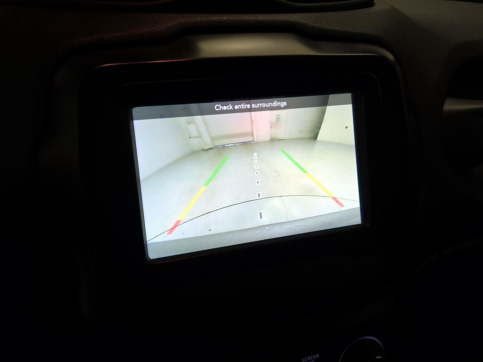 Thumbnail: 2021 Jeep Renegade - 14