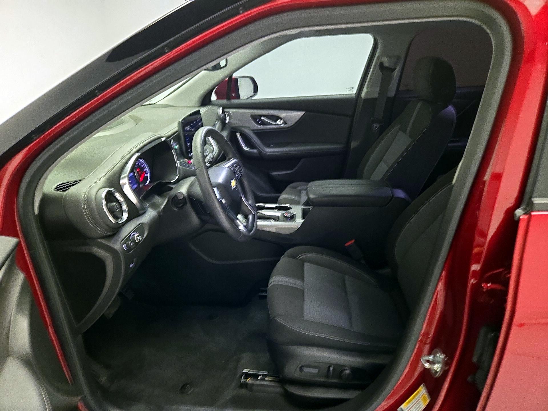 Thumbnail: 2023 Chevrolet Blazer - 11