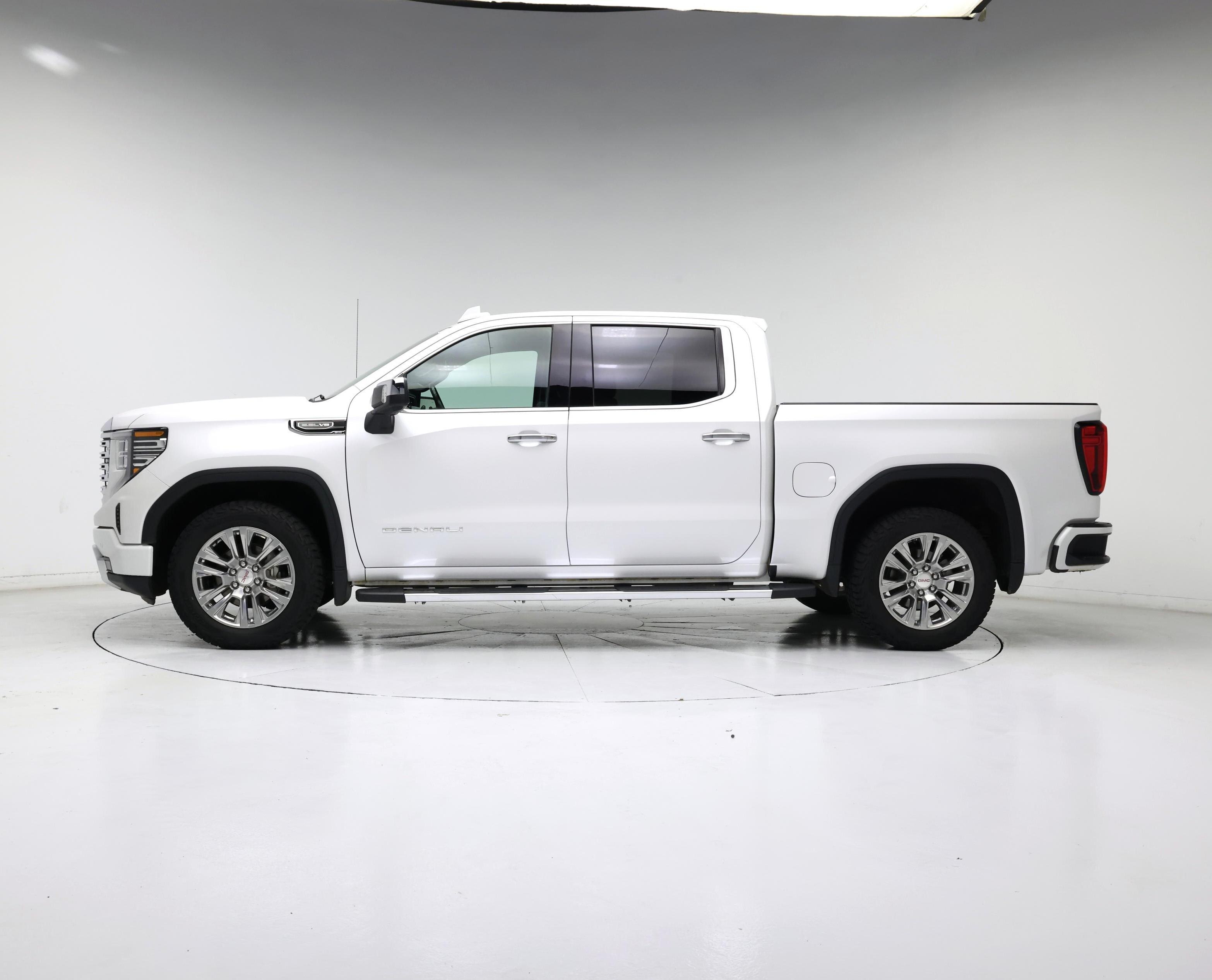 Thumbnail: 2023 GMC Sierra 1500 - 3