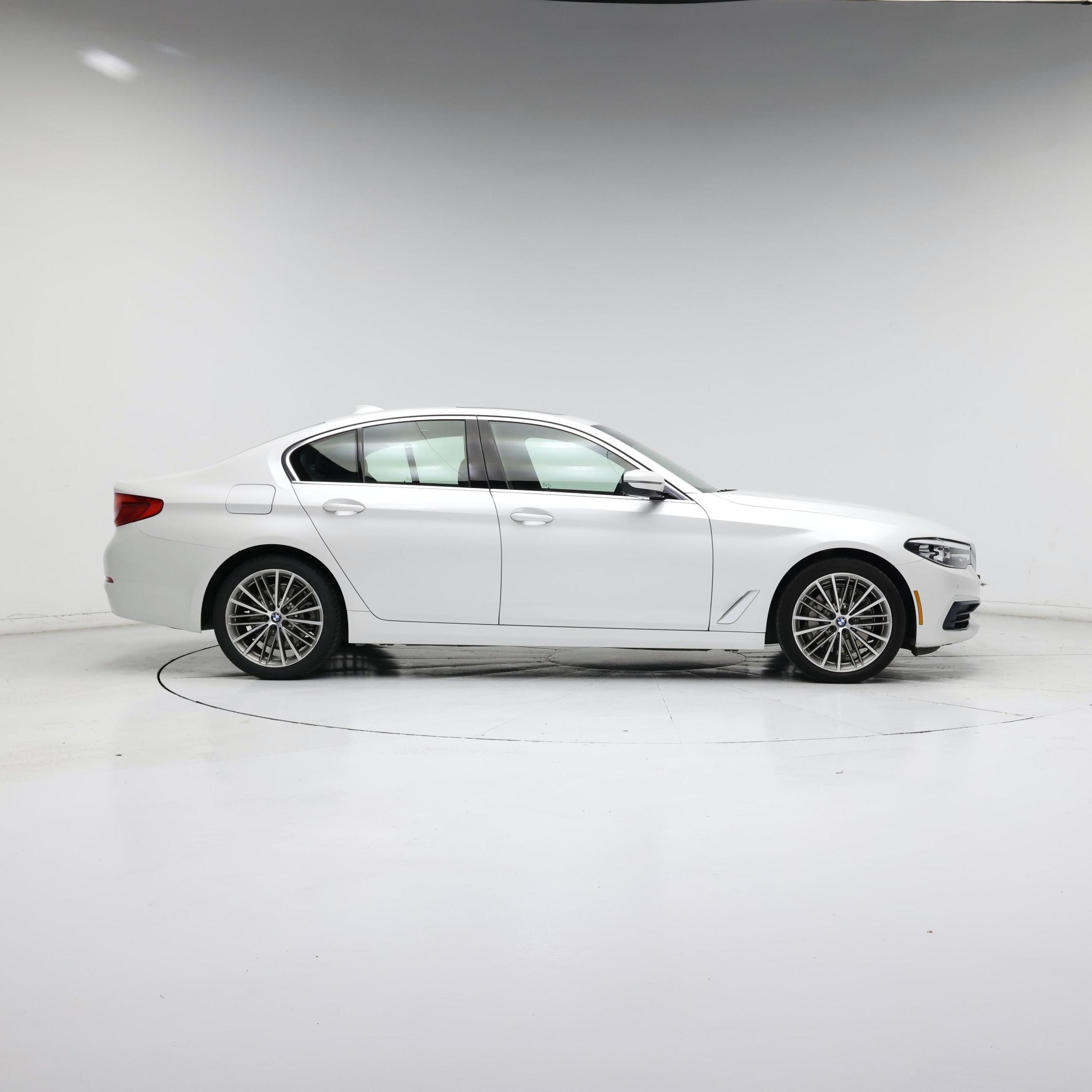 Thumbnail: 2020 BMW 5 Series - 7