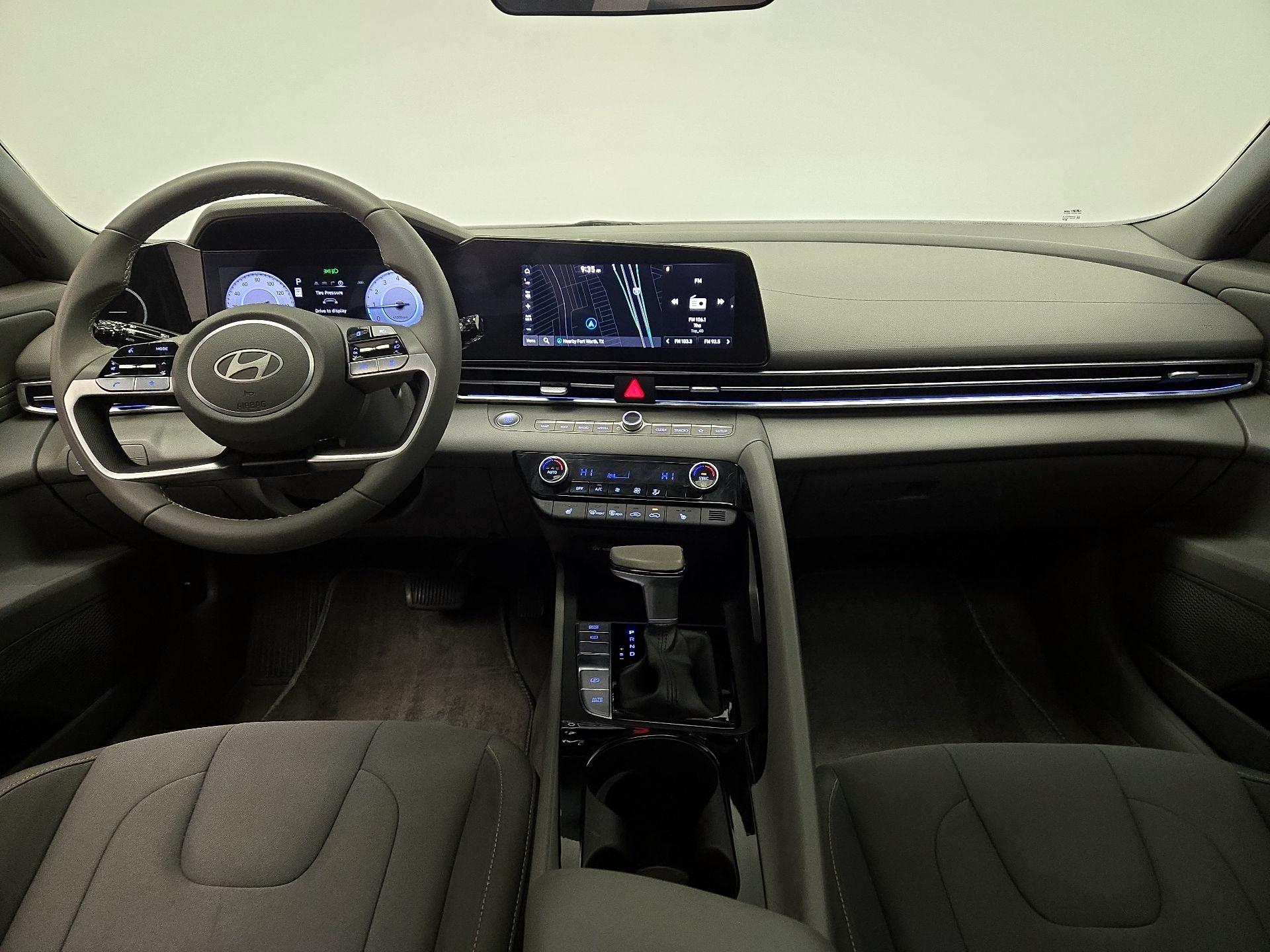 Thumbnail: 2024 Hyundai Elantra - 9