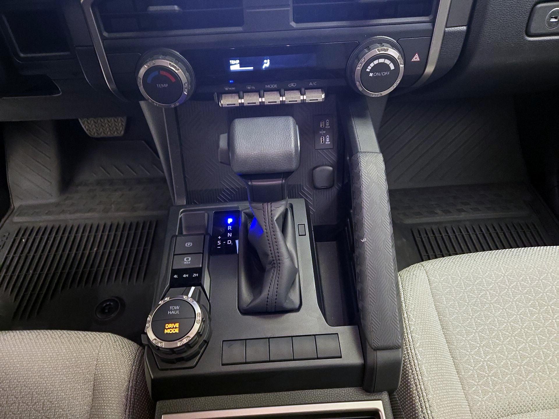 Thumbnail: 2025 Toyota 4Runner - 17