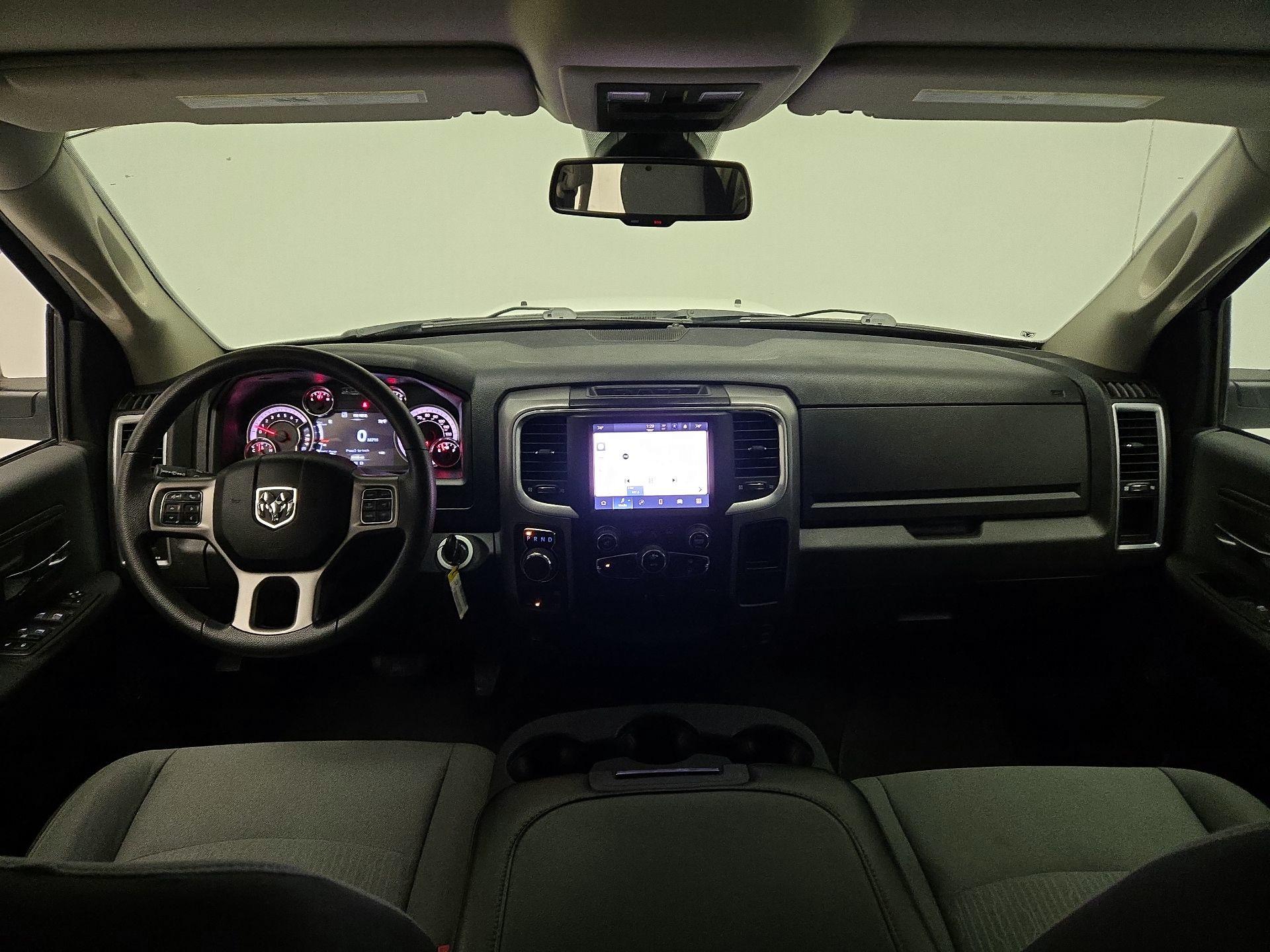 Thumbnail: 2023 RAM 1500 Classic - 9