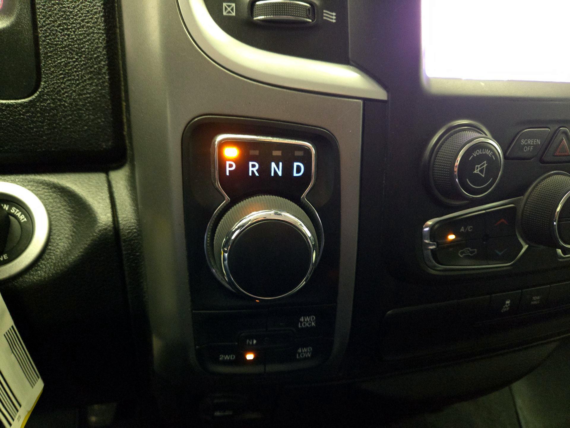 Thumbnail: 2023 RAM 1500 Classic - 17