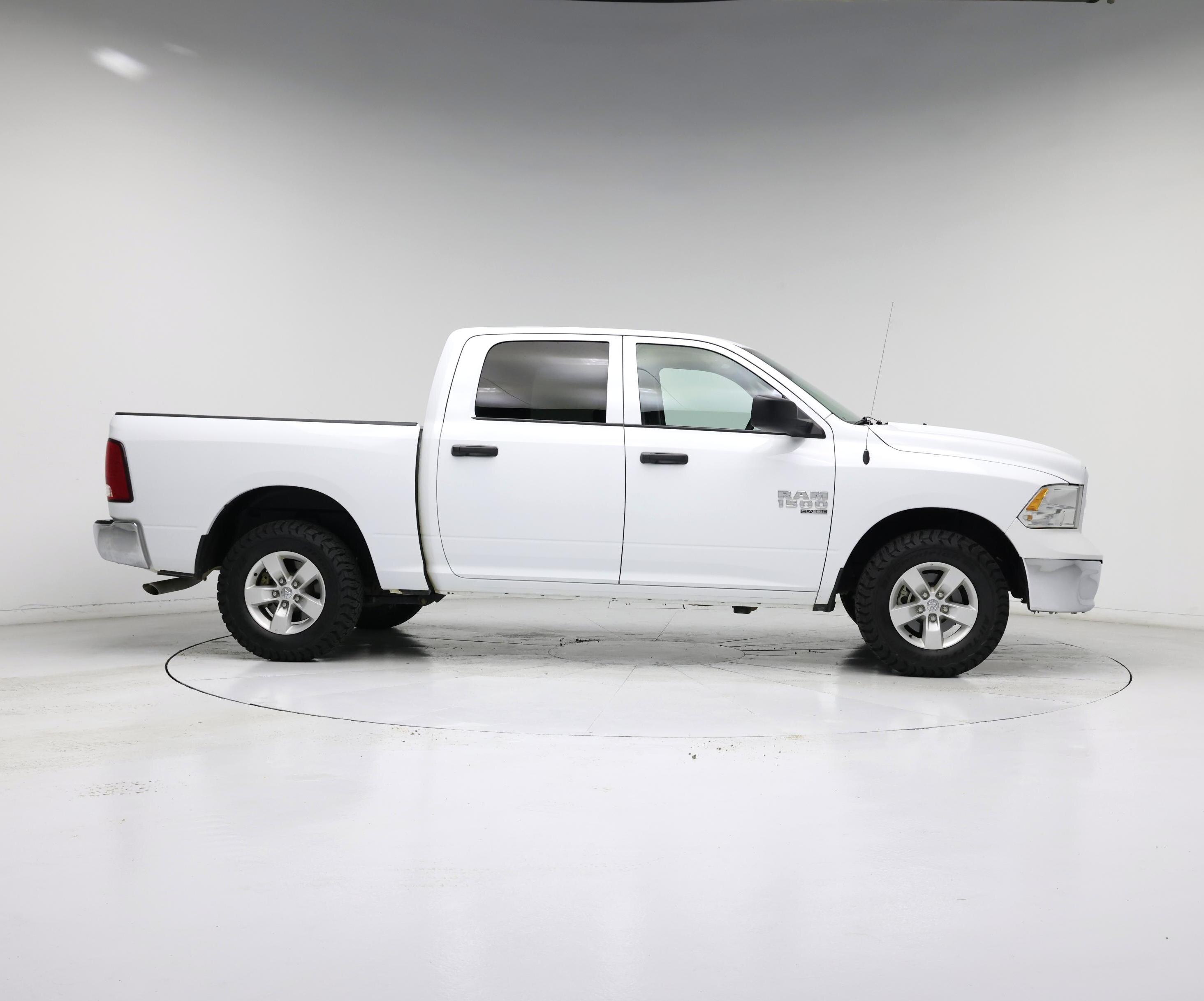 Thumbnail: 2023 RAM 1500 Classic - 7