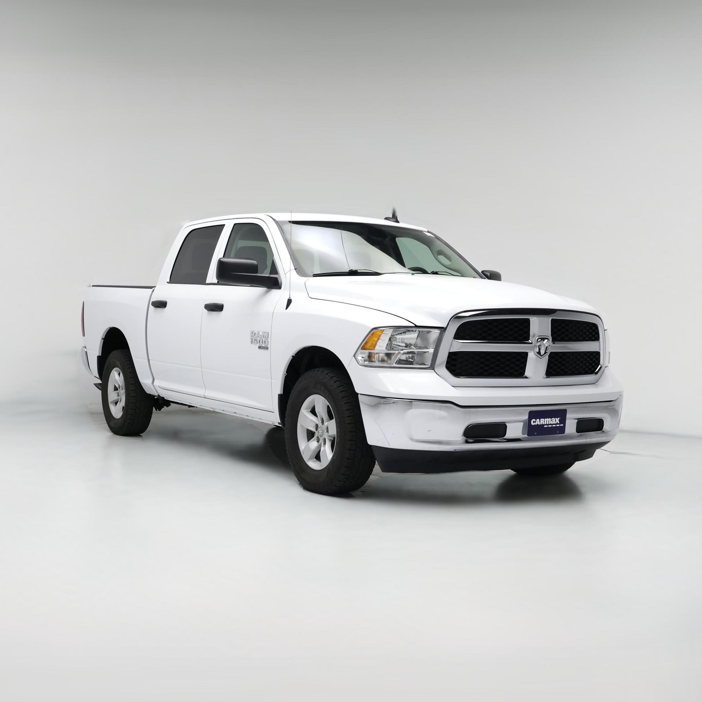 Thumbnail: 2023 RAM 1500 Classic - 1