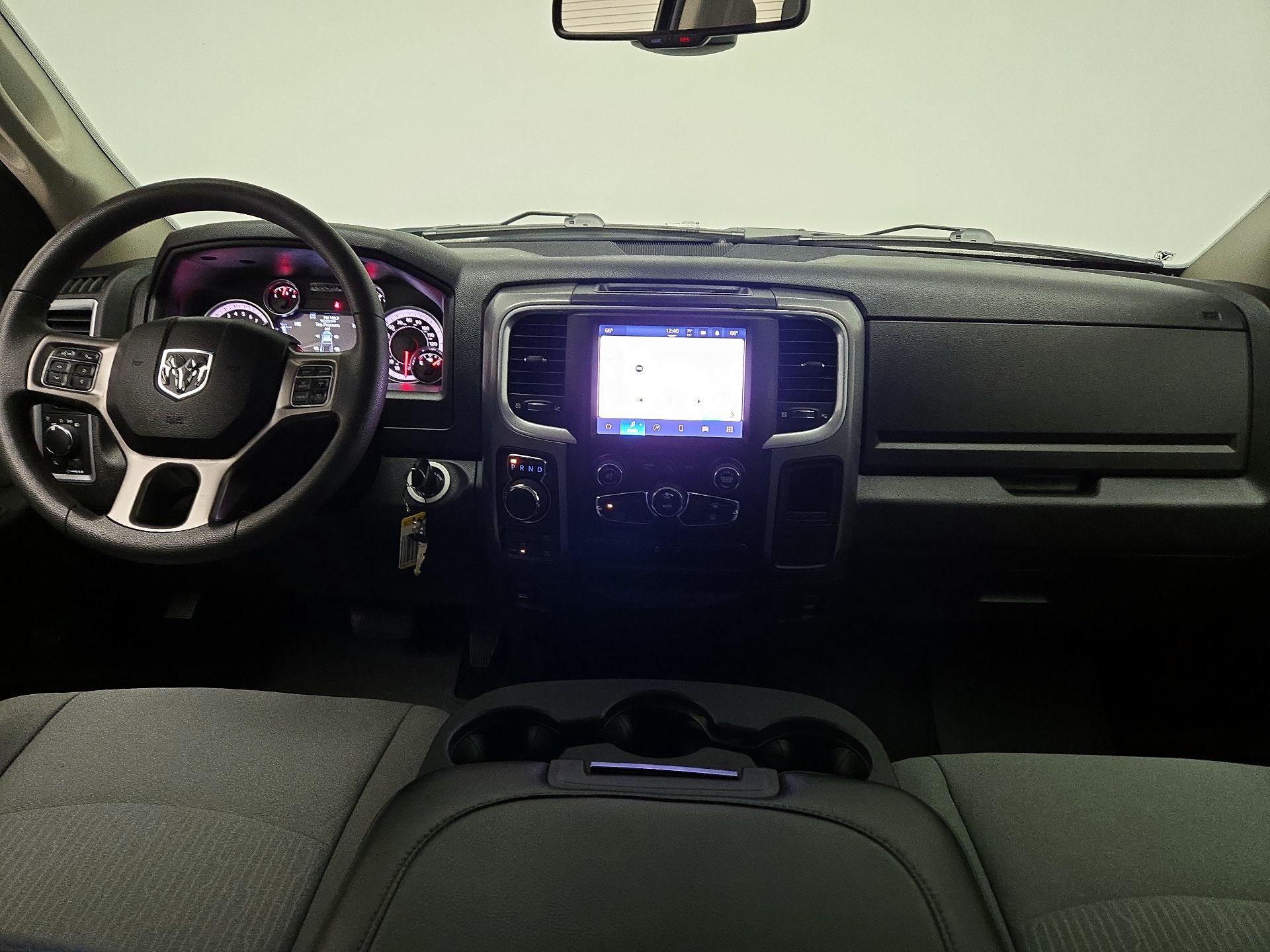 Thumbnail: 2023 RAM 1500 Classic - 9