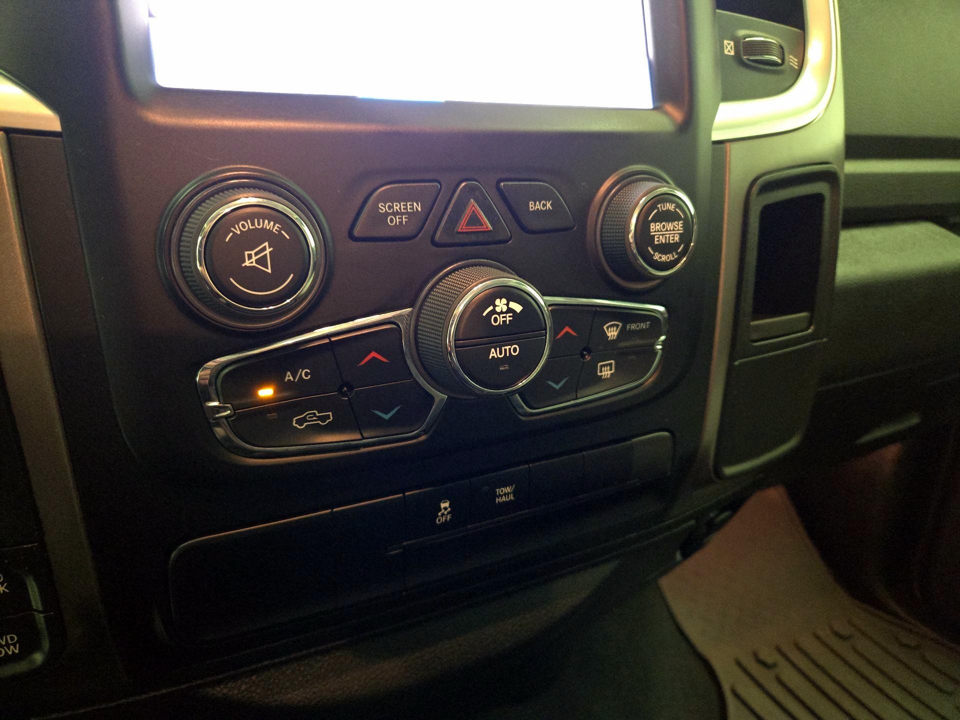 Thumbnail: 2023 RAM 1500 Classic - 16