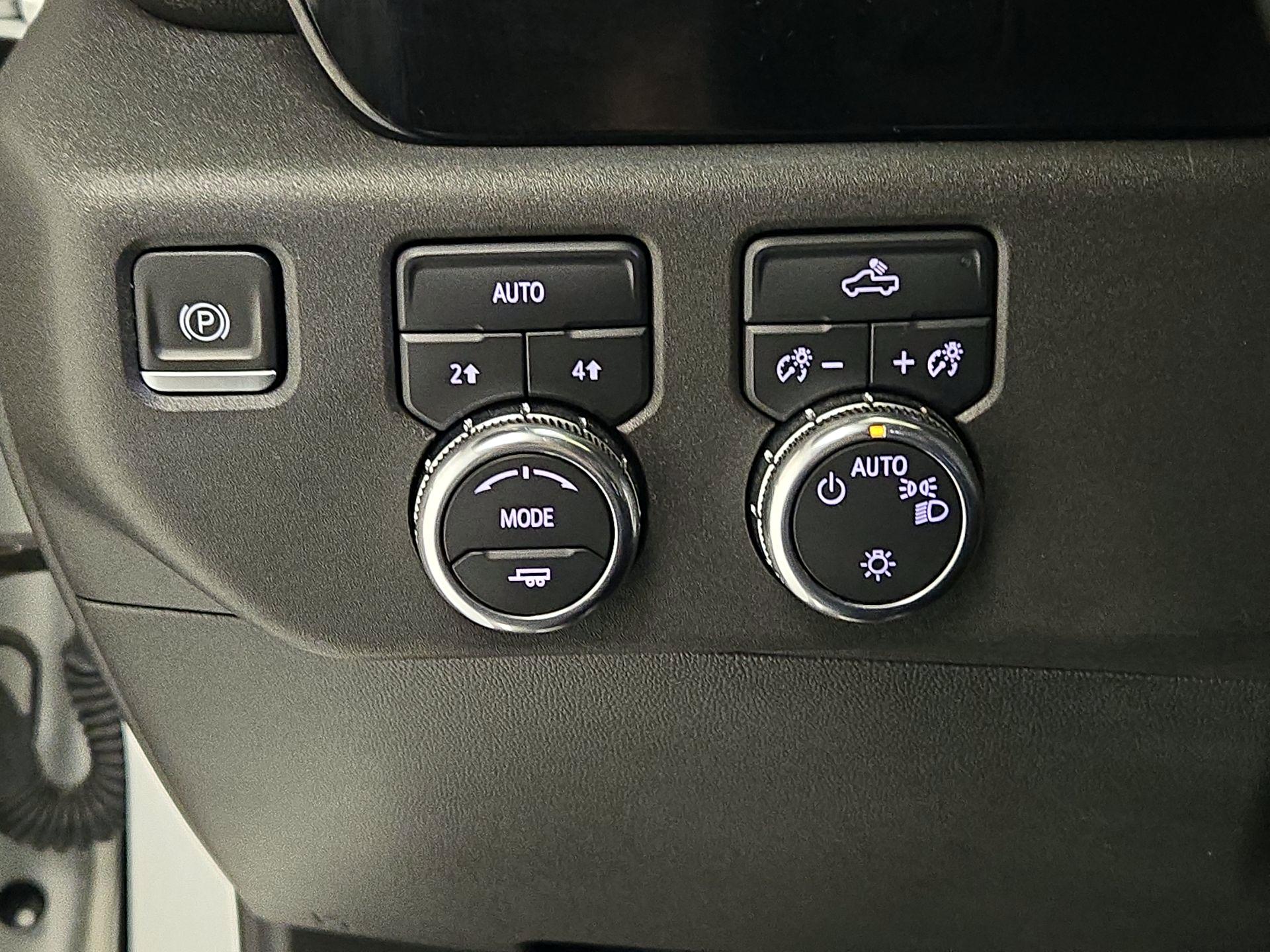 Thumbnail: 2023 GMC Sierra 1500 - 13