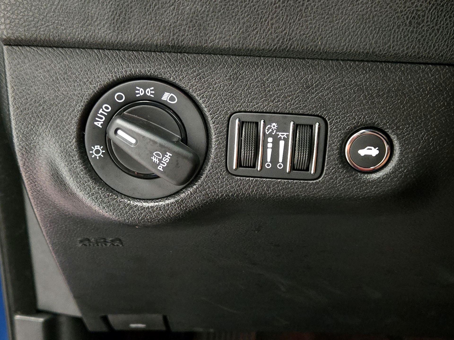 Thumbnail: 2022 Dodge Charger - 13