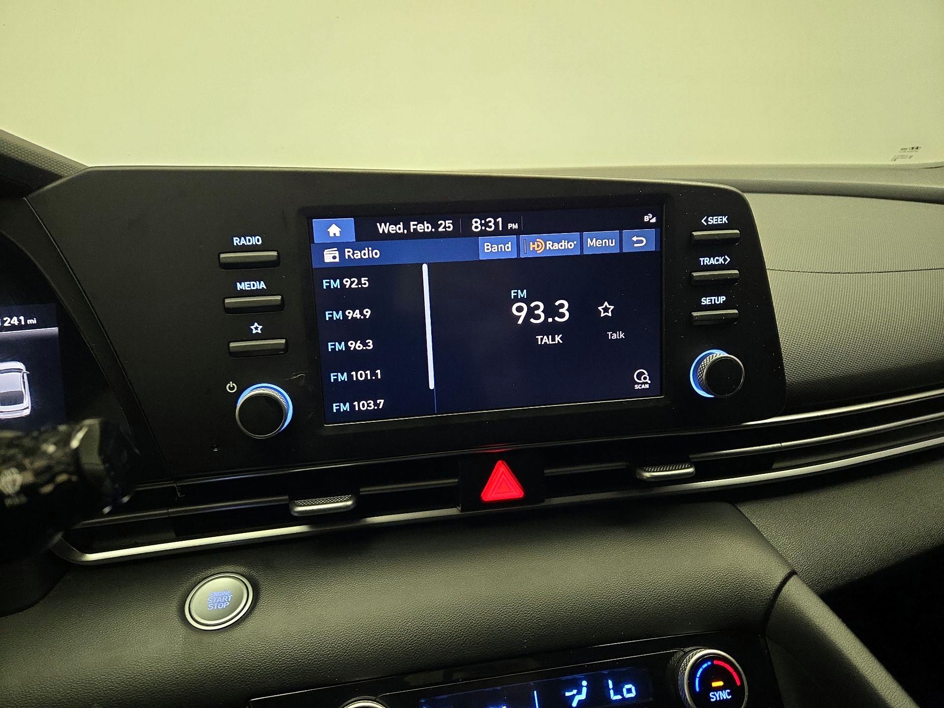 Thumbnail: 2023 Hyundai Elantra - 15